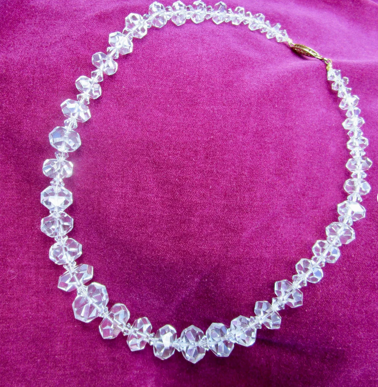 30s/40s Graduated Crystal Bead Necklace Of 16.5 Inches - Image 4