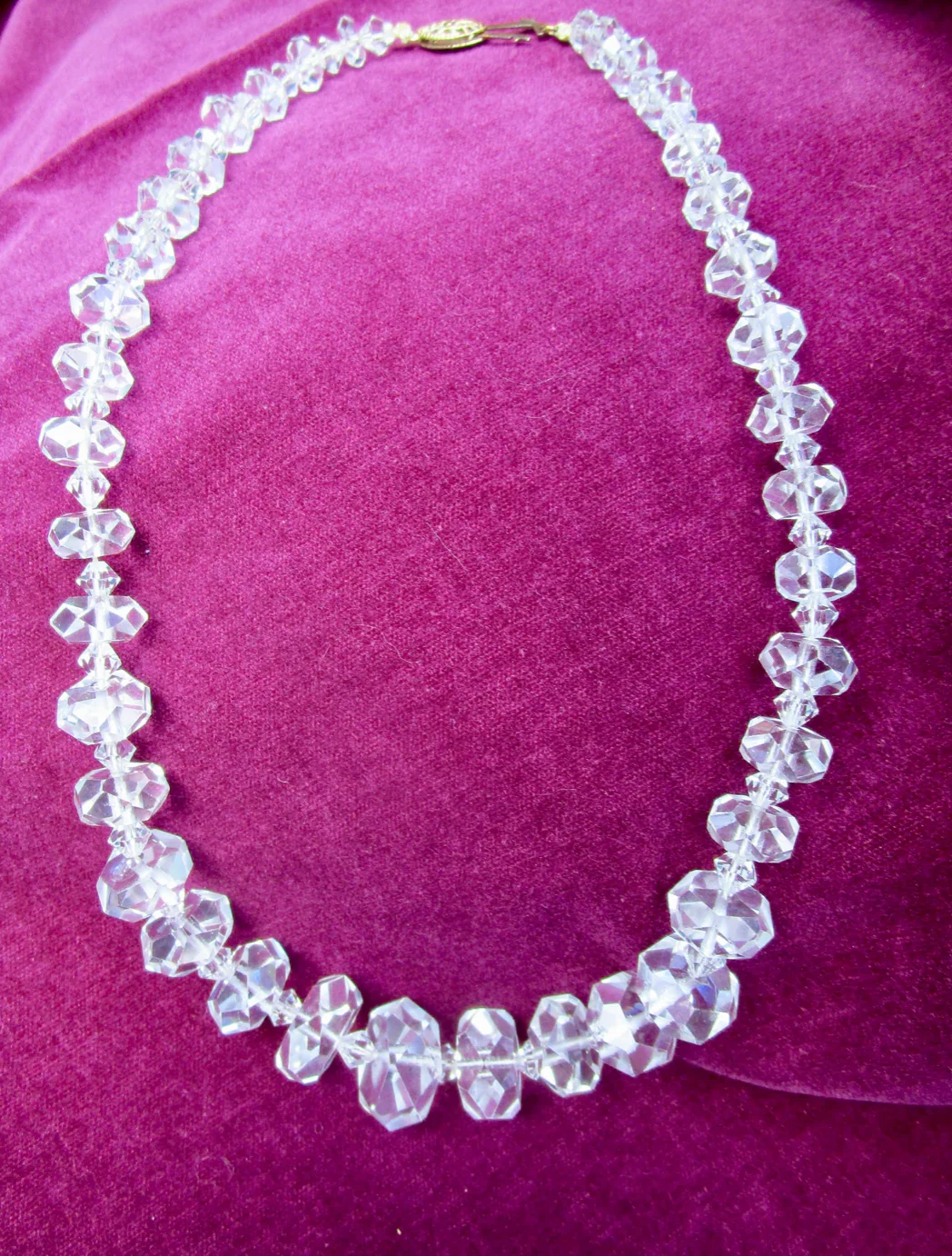 30s/40s Graduated Crystal Bead Necklace Of 16.5 Inches - Image 8