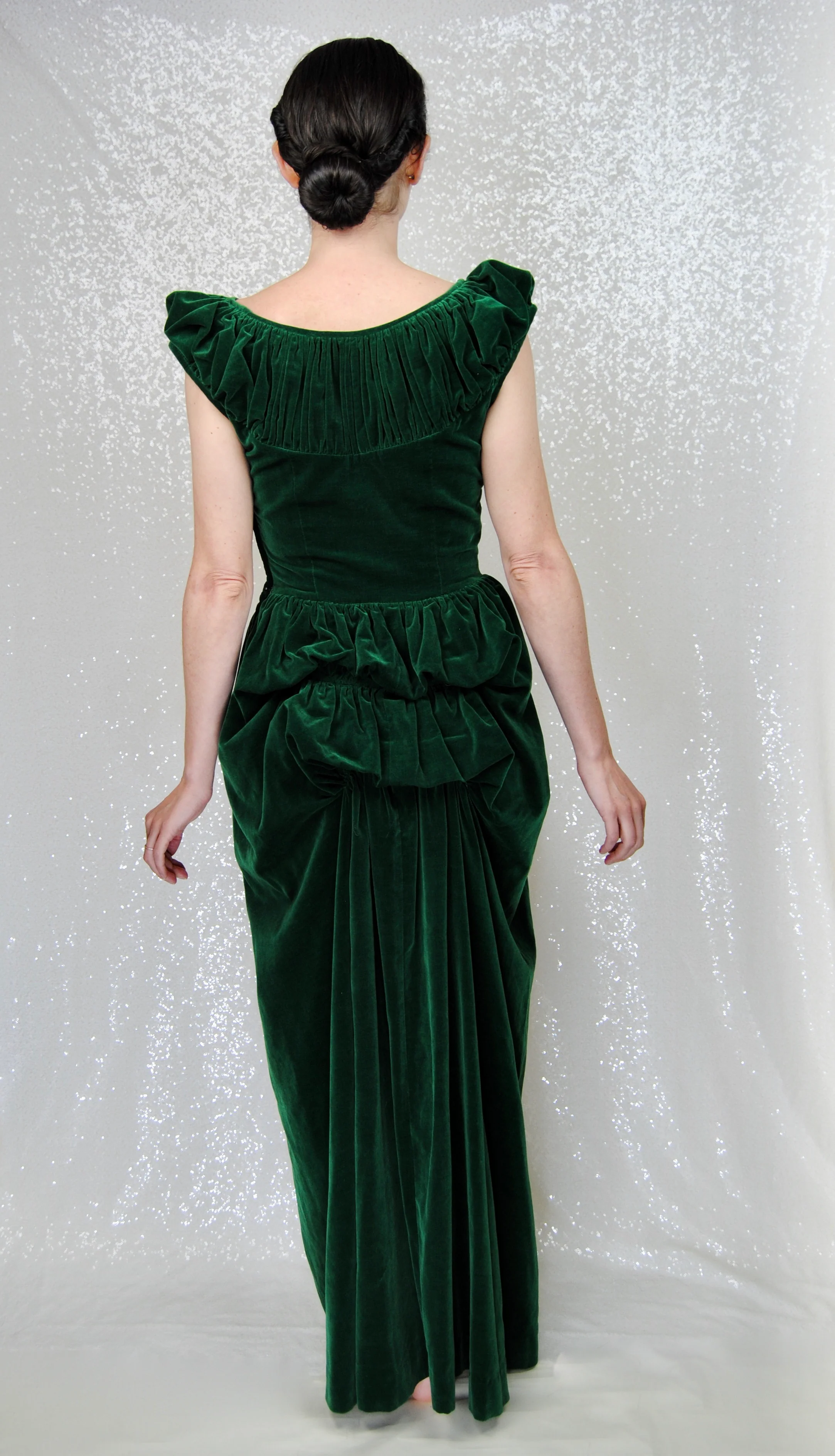 30s/40s Green Velveteen Holiday Gown With Bustle - Image 8