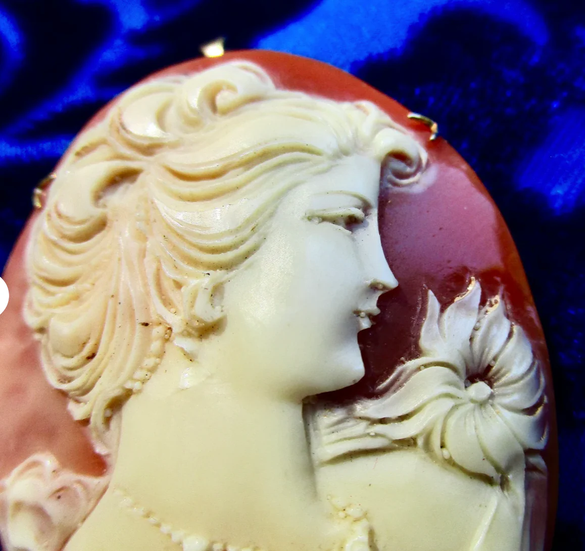 30s/40s Lyrical Lady Shell Cameo Pendant Or Brooch - Image 3