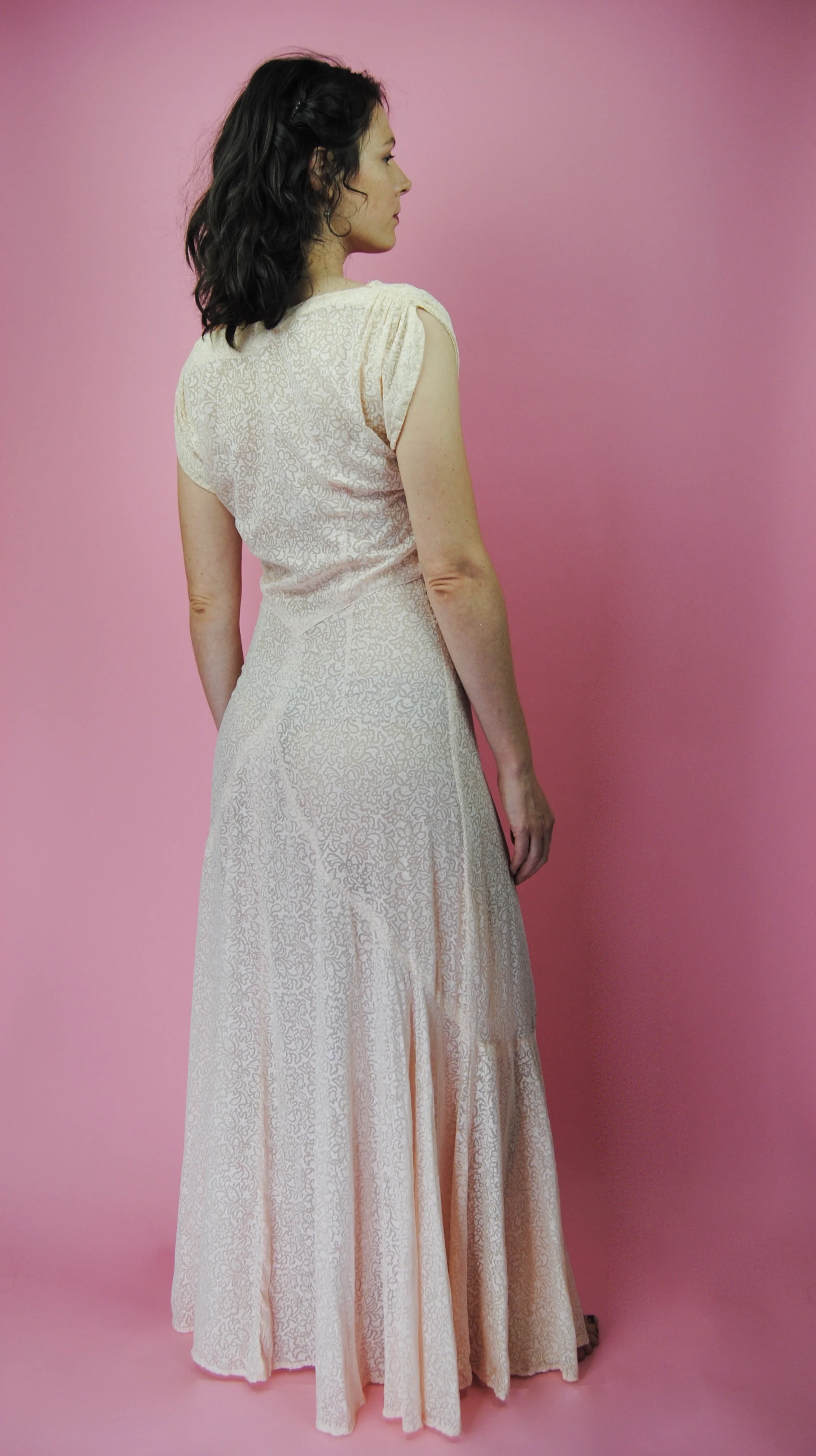 30s Pale Pink Sheer Patterned Lawn Dress Or Gown - Image 9