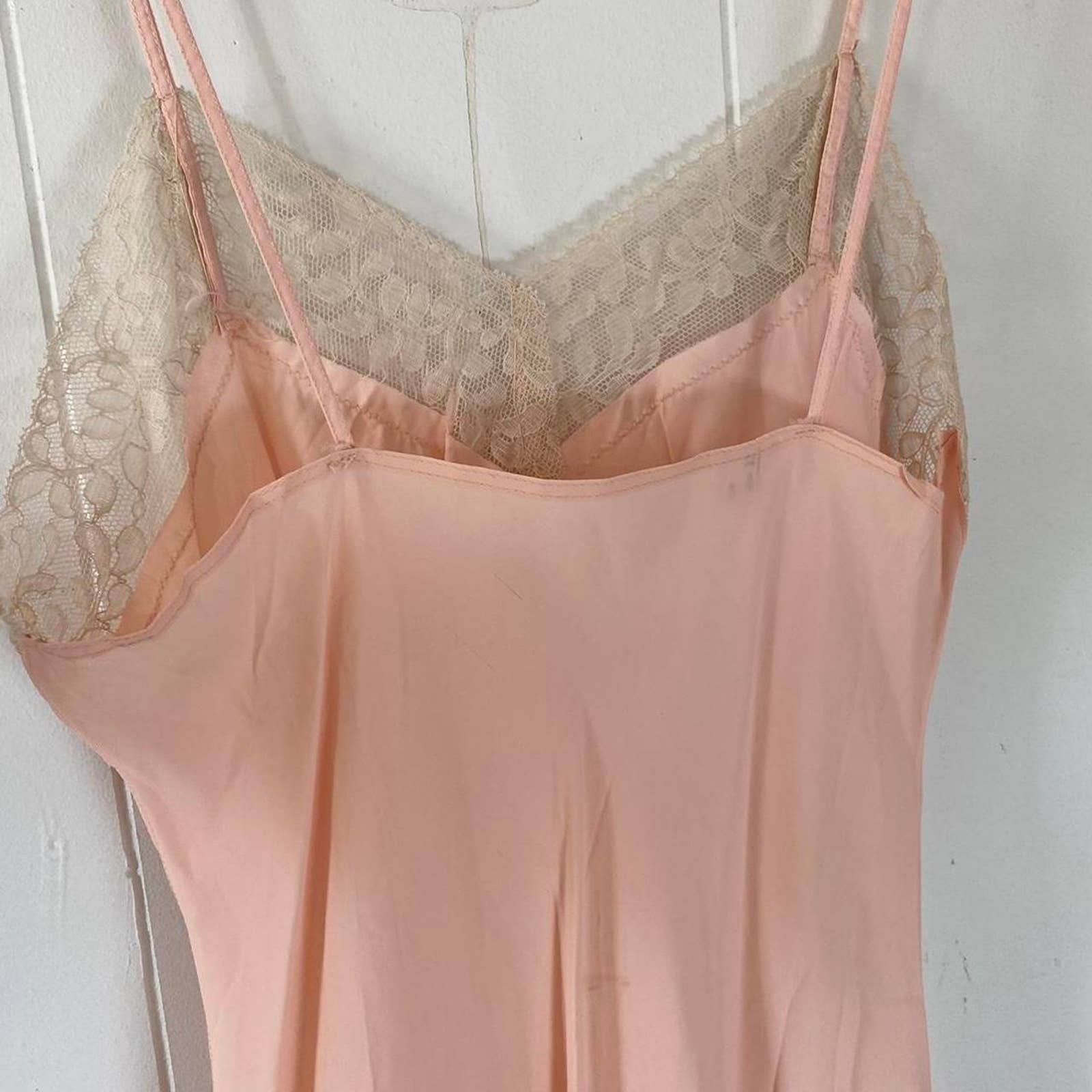 30s/40s Pink Rayon Bias Cut Slip Dress - Image 4