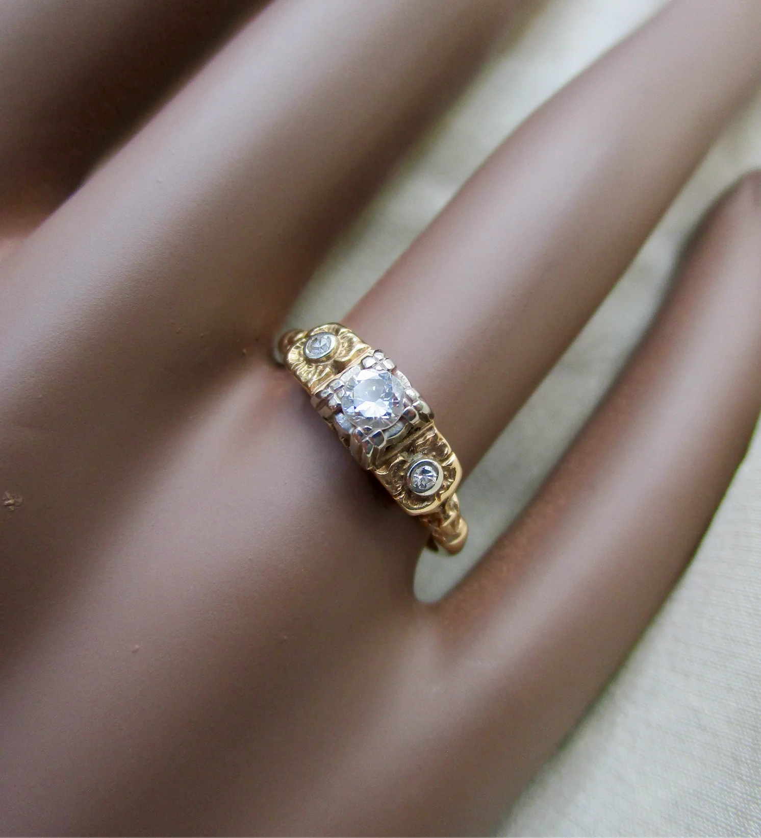 30s/40s Three-diamond Ring Two-tone 14k Gold Antique Style - Image 11