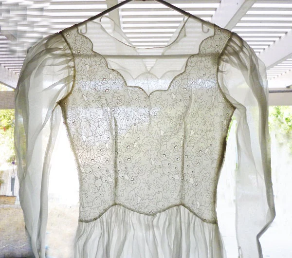 30s - 40s Wedding Dress - Image 2