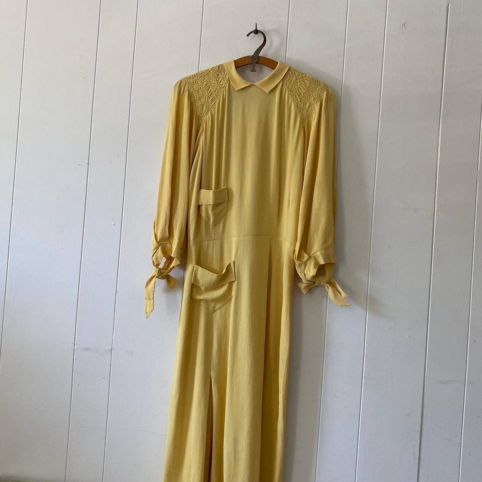 30s Art Deco Style Butter Yellow Collared Rayon Crepe Dress - Image 2