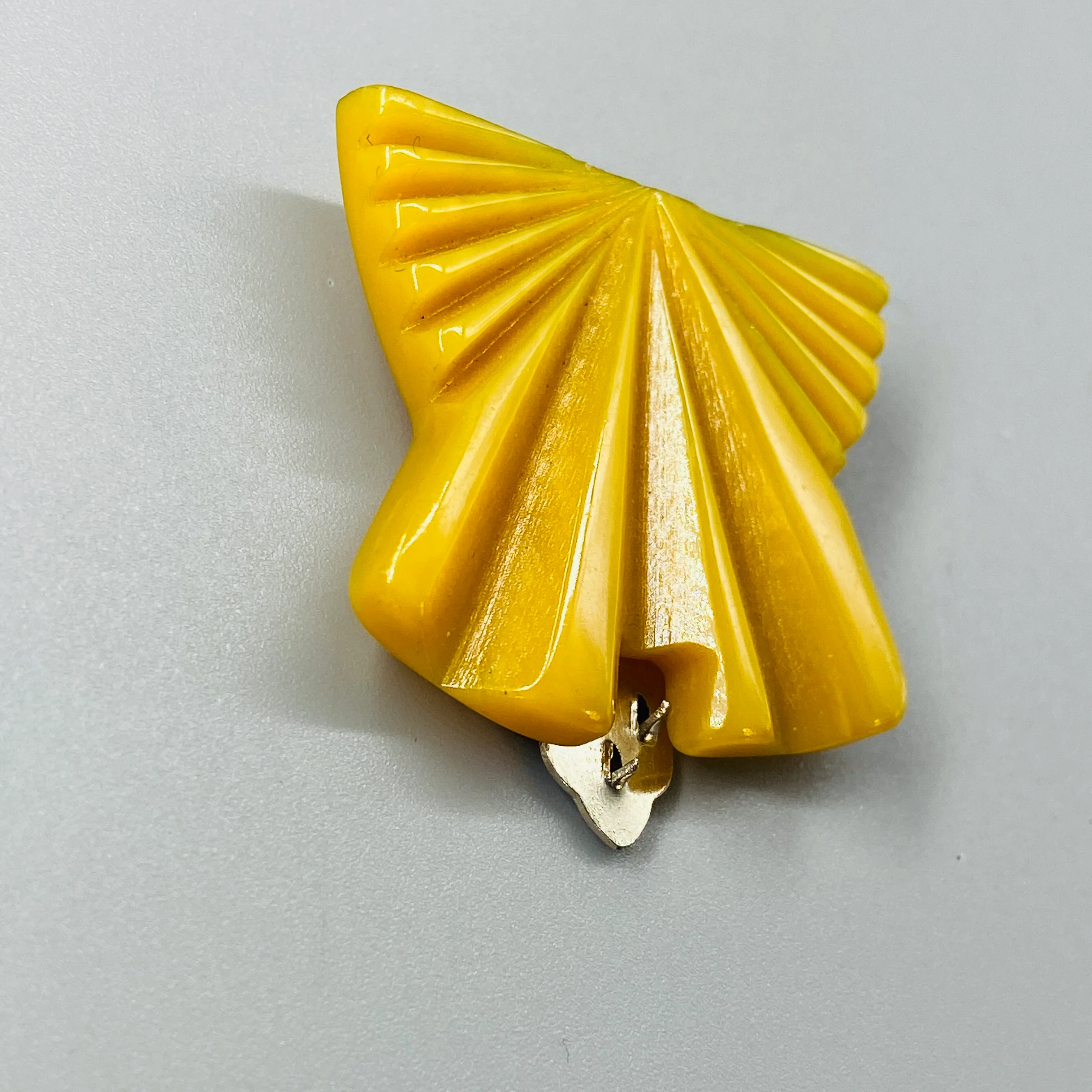 30s Butterscotch Bakelite Dress Clip Art Deco Pin - Image 11
