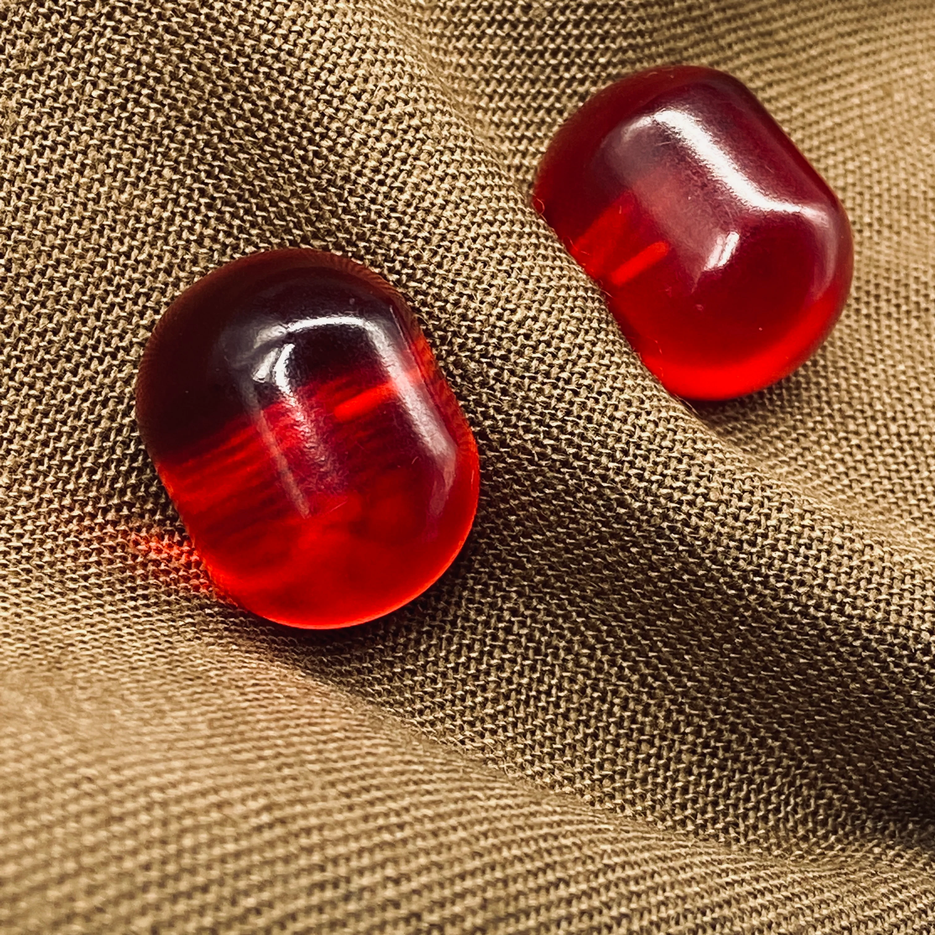30s Cherry Red Lucite Jabot Pin For Hat Shawl, Lapel - Image 13