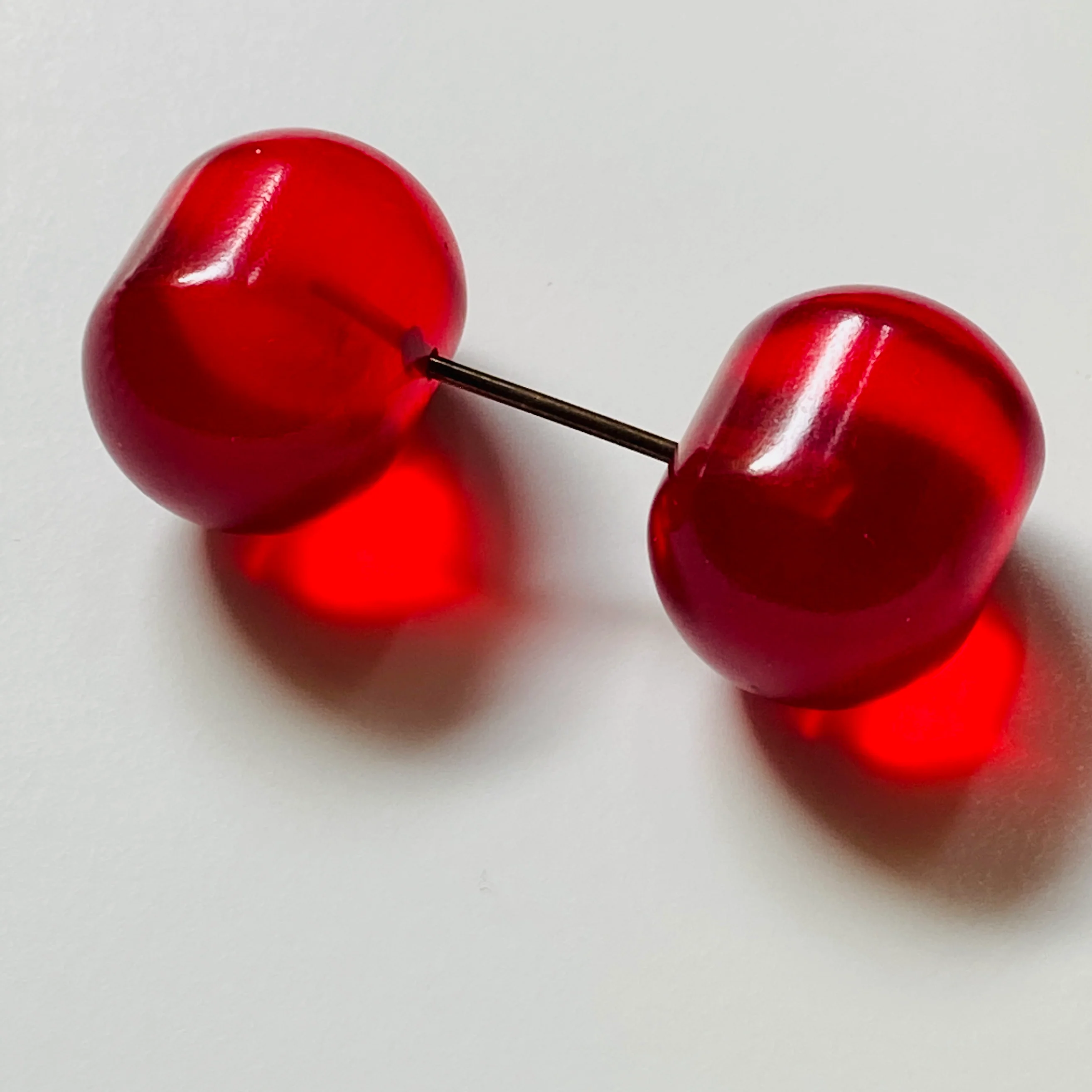 30s Cherry Red Lucite Jabot Pin For Hat Shawl, Lapel - Image 15