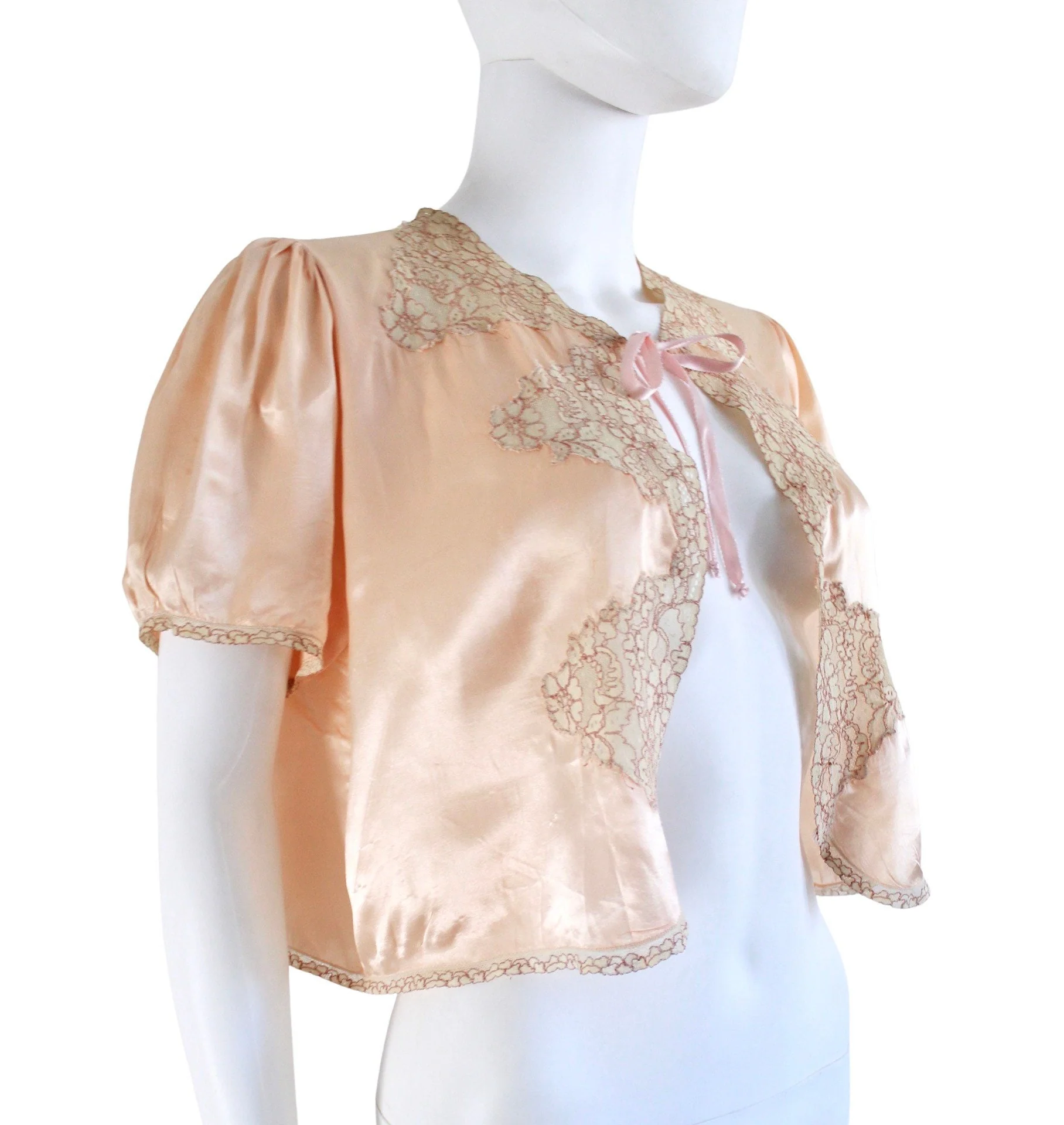 30s Peach Silk Satin and Lace Puff Sleeve Bed Jacket - Image 7