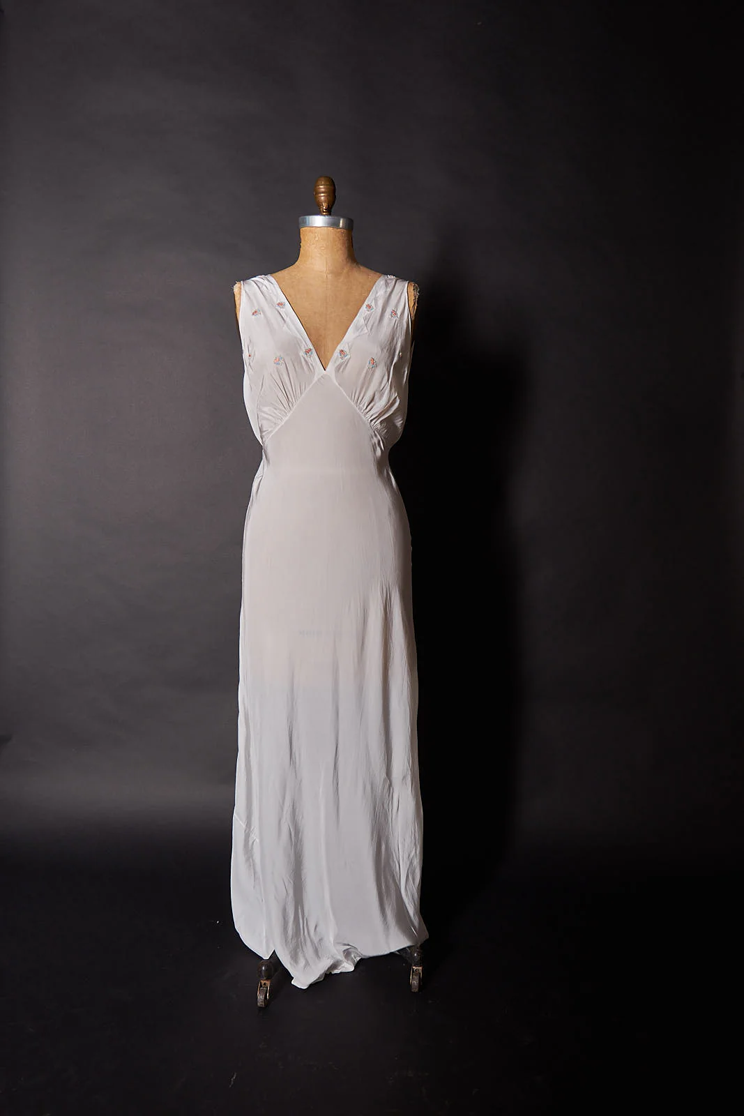 30s Vintage 40s Yolande Bias-cut Negligee Nightgown By Yolande - Image 3