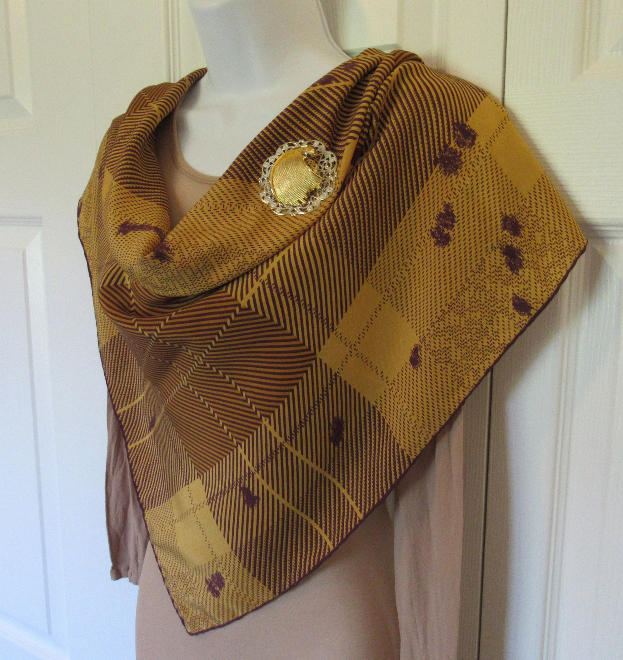 34 Inch Silk Square Scarf Chic Butterscotch and Mustard Plaid Mantero 70s European Style Hand Rolled Edges Bonus Magnetic Brooch Vtg - Image 4