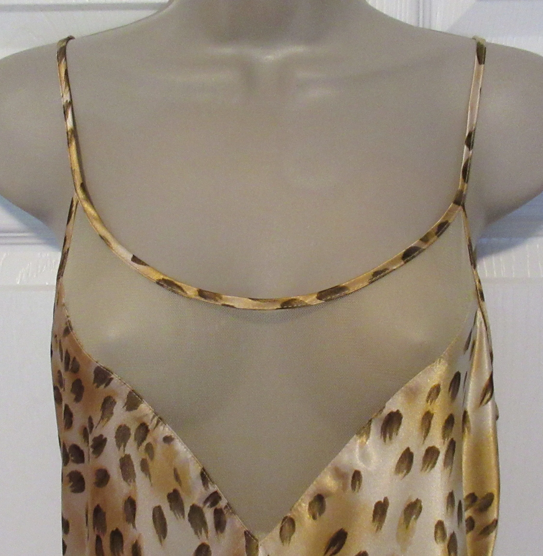 36 Bust A-Line Nightgown Cinema Etoile Animal Print Polyester, Sz Med, Ladder Rail Sides, Sheer Low Cut, Made Philippines, Spaghetti Strap - Image 9