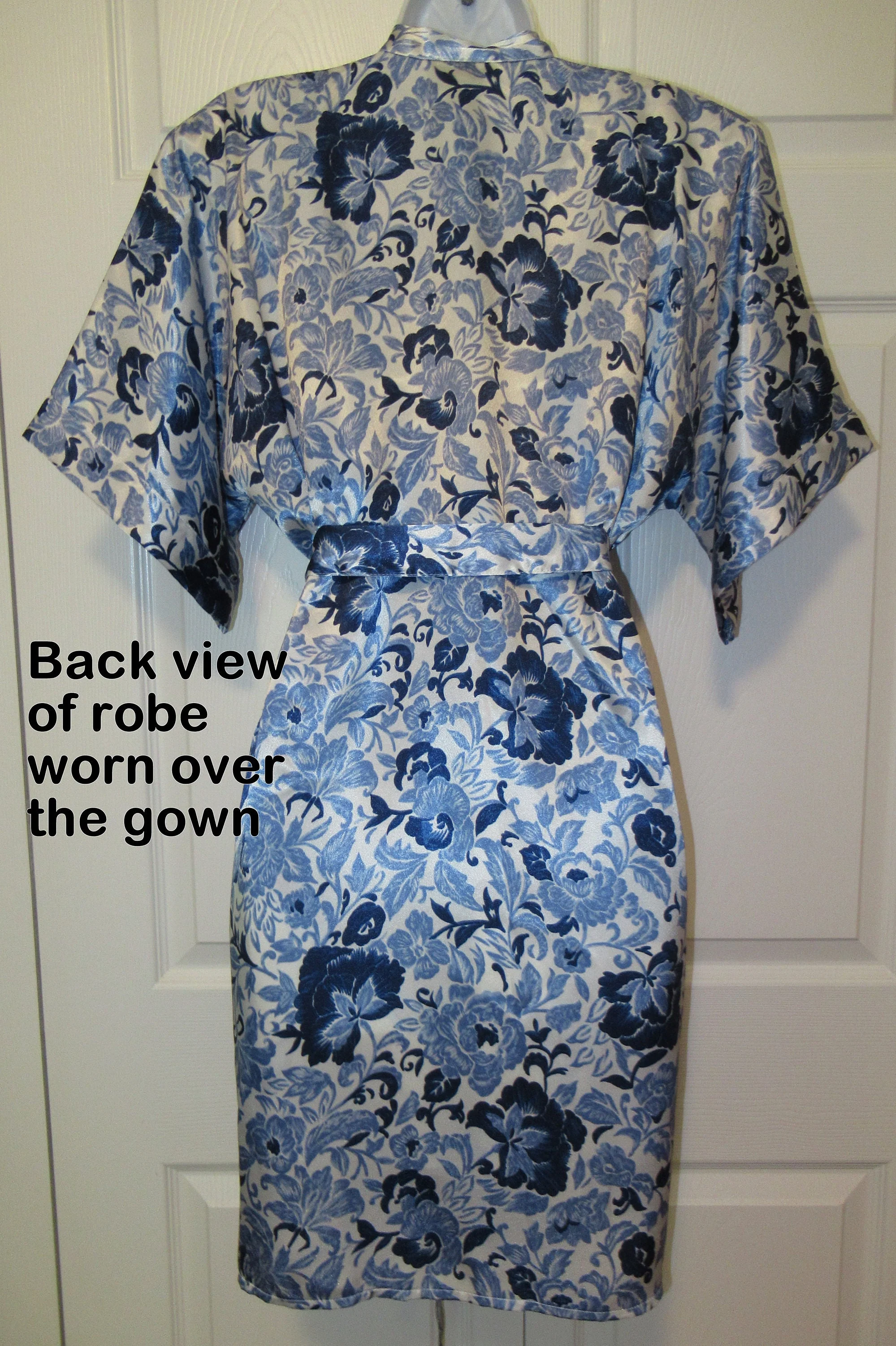 37 Bust Babydoll Short Set Spaghetti Strap Gown, Wrap Robe, J O Intimates, Blue Floral, Polyester, Made In Hong Kong, Self Belt, Vtg - Image 10