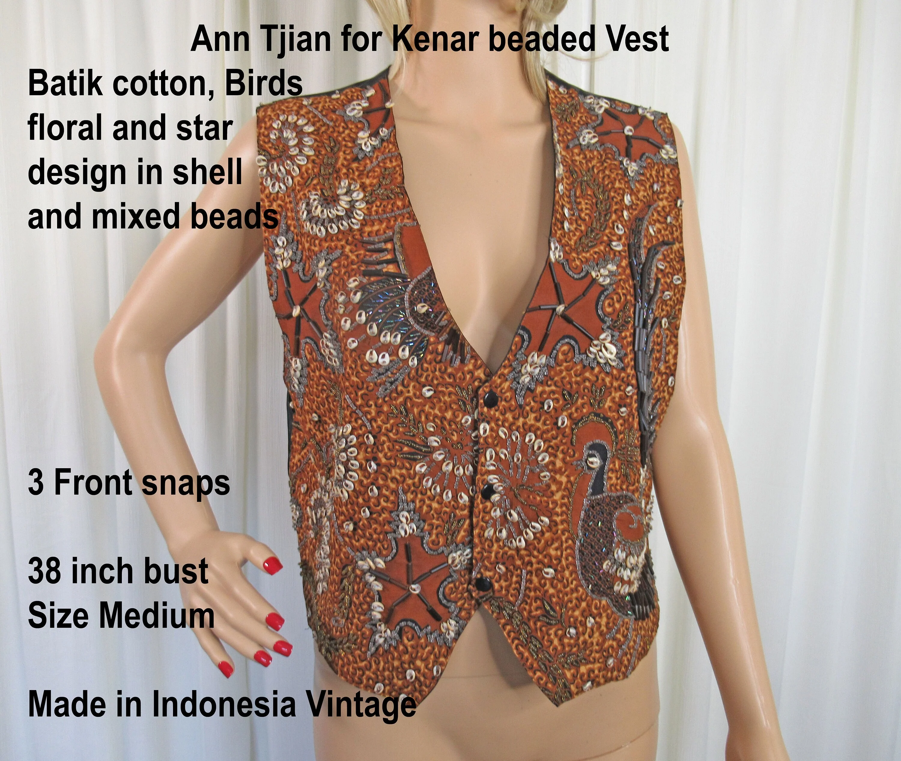 38 Bust Beaded Vest Batik Cotton, Birds, Star In Shell / Beads, Ann Tjian for Kenar, Front Snaps, Back Tie, Sz Med, Made In Indonesia Vtg - Image 8