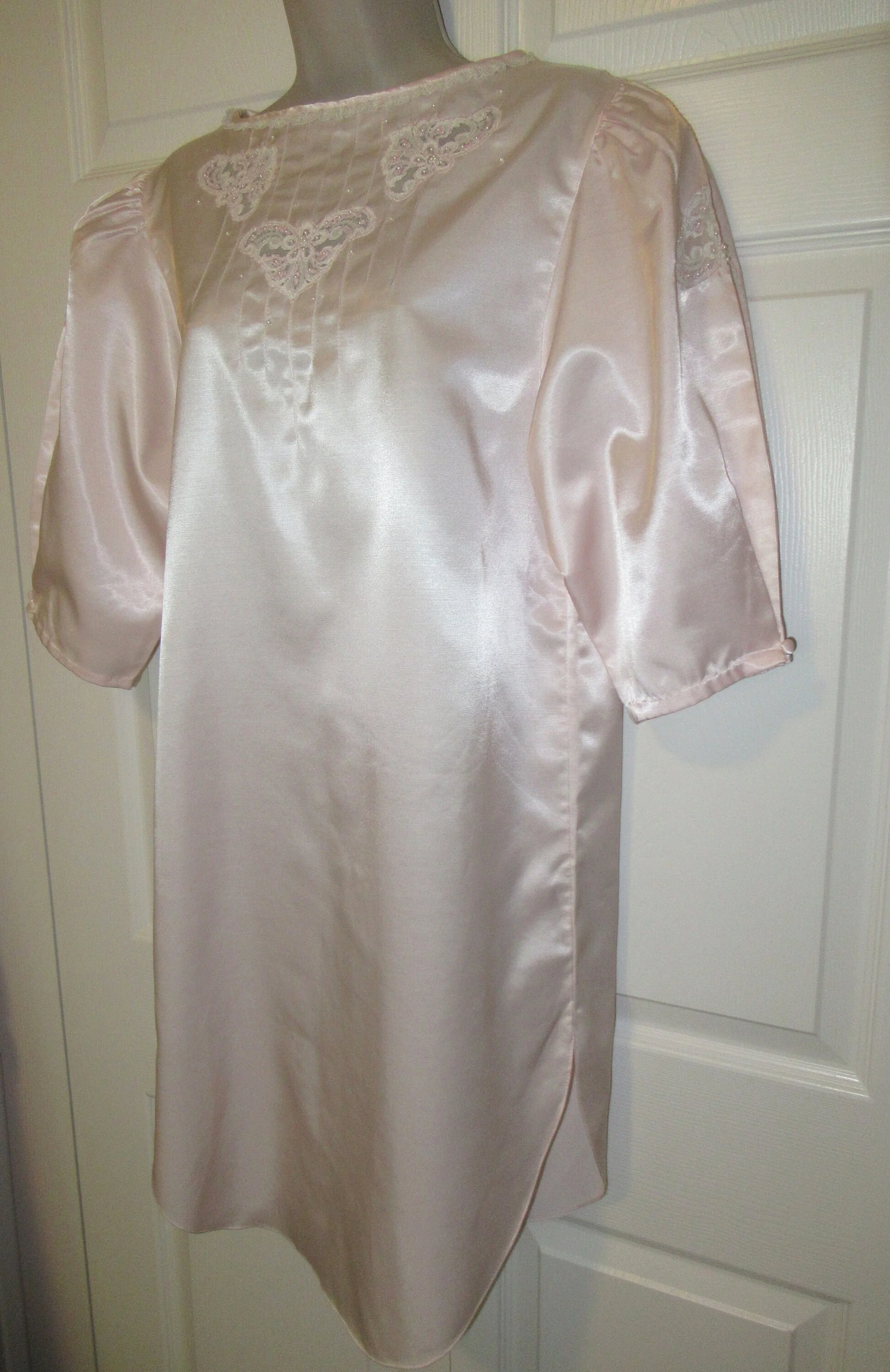 39 Bust Nightgown Polyester and Cotton Mix Fabric Pastel Pink Nylon White Lace Bead Trim, Sz Small, Puffed Shoulders, Unique Style by Etienne - Image 4