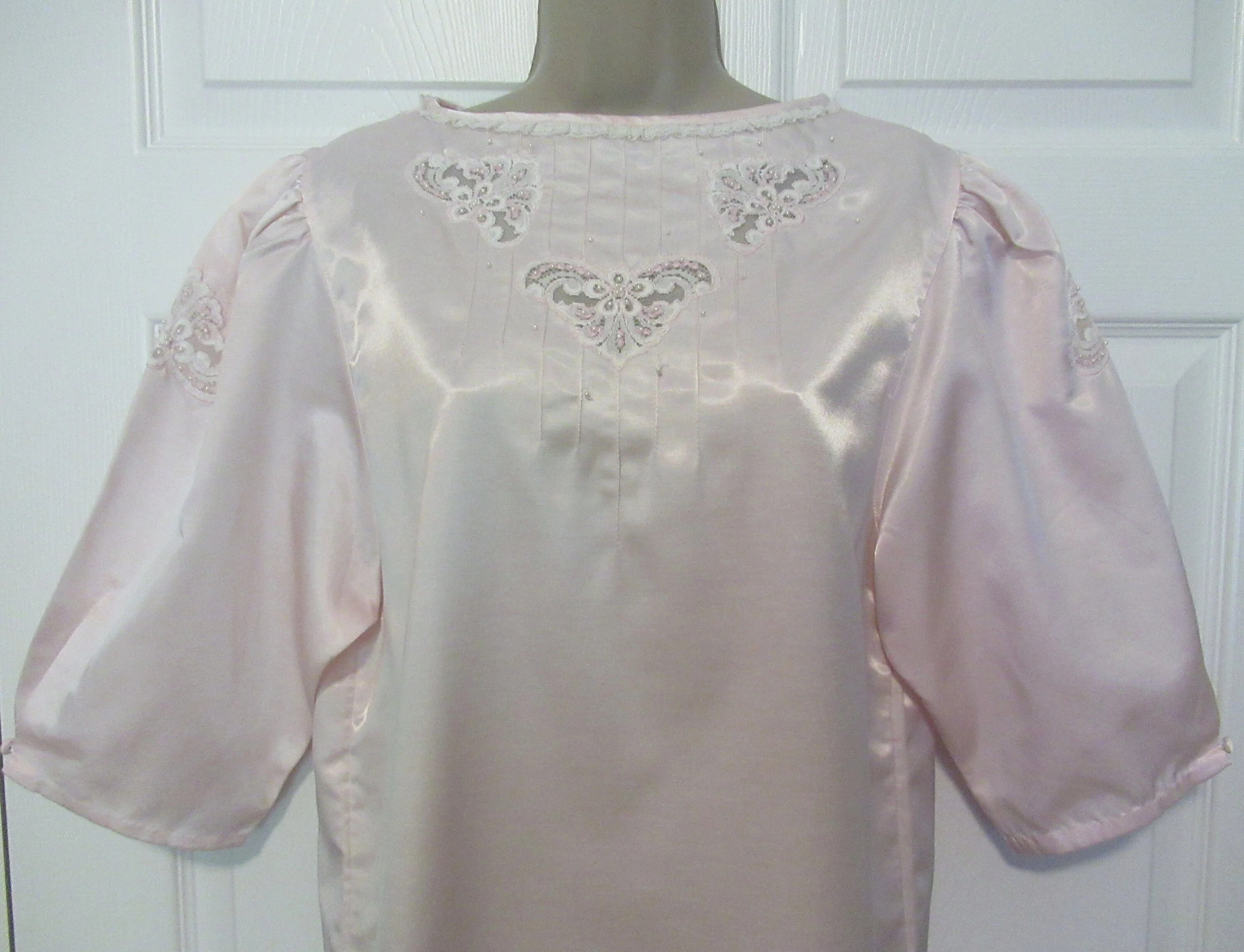 39 Bust Nightgown Polyester and Cotton Mix Fabric Pastel Pink Nylon White Lace Bead Trim, Sz Small, Puffed Shoulders, Unique Style by Etienne - Image 5