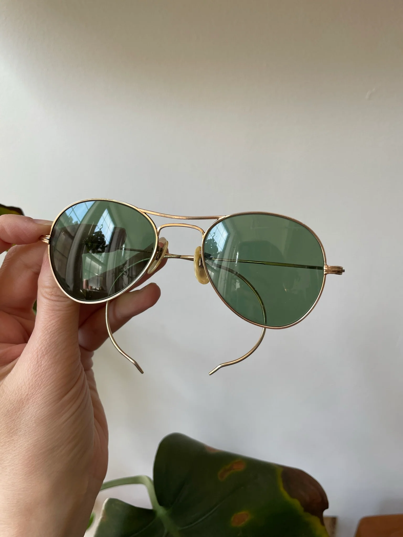 40s 12k Gold Plated Aviator Sunglasses - Image 3