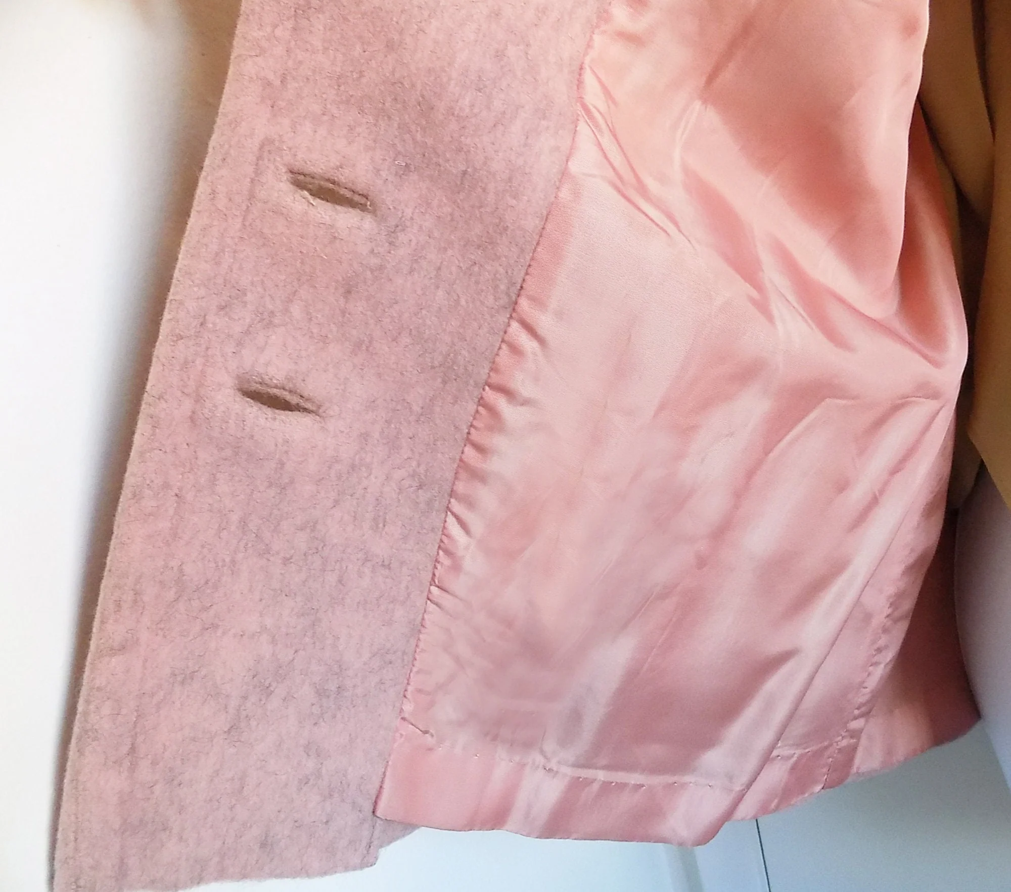 40s 50s Atomic Rockabilly Woman's Pink Wool Jacket Mohair Styline Mid Century Gray Slubbed Collar Buttons and Pocket Flecks - Image 7
