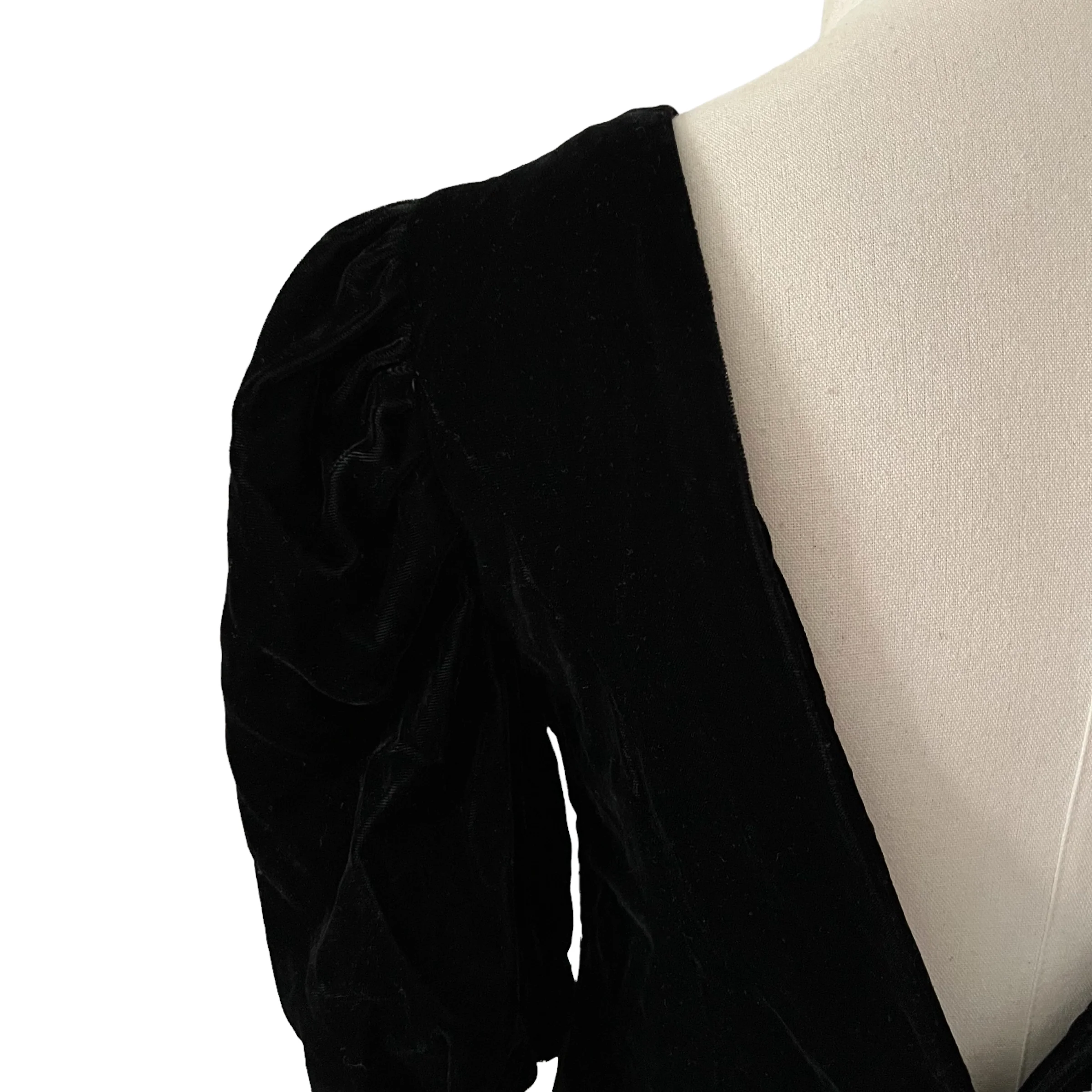 40s/50s Black Crushed Velvet Beaded Homemade Dress - Image 7