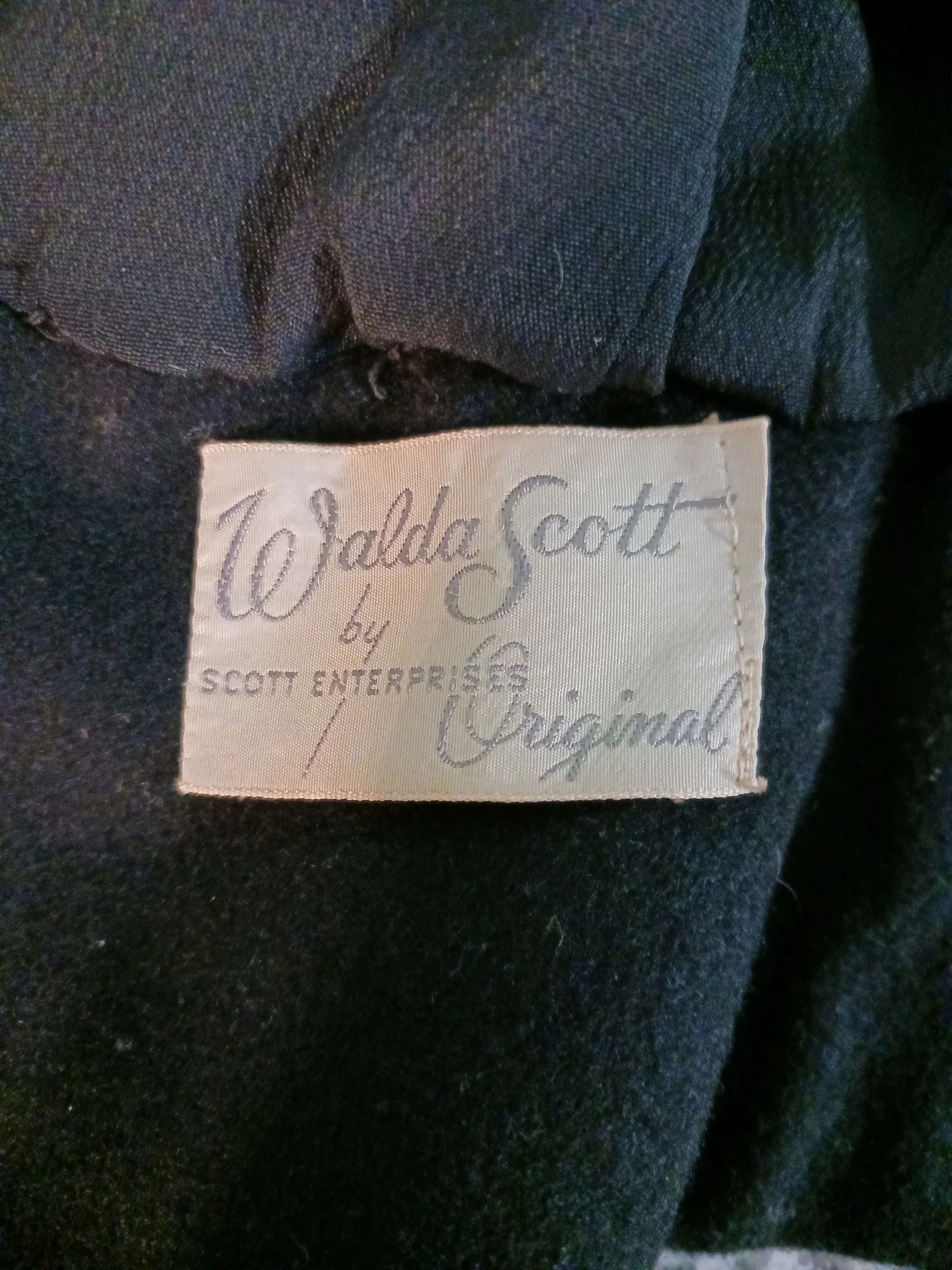 40s/50s Ladies Lined Wool Peplum Jacket With Mink Collar By Walda Scott Originals - Image 11