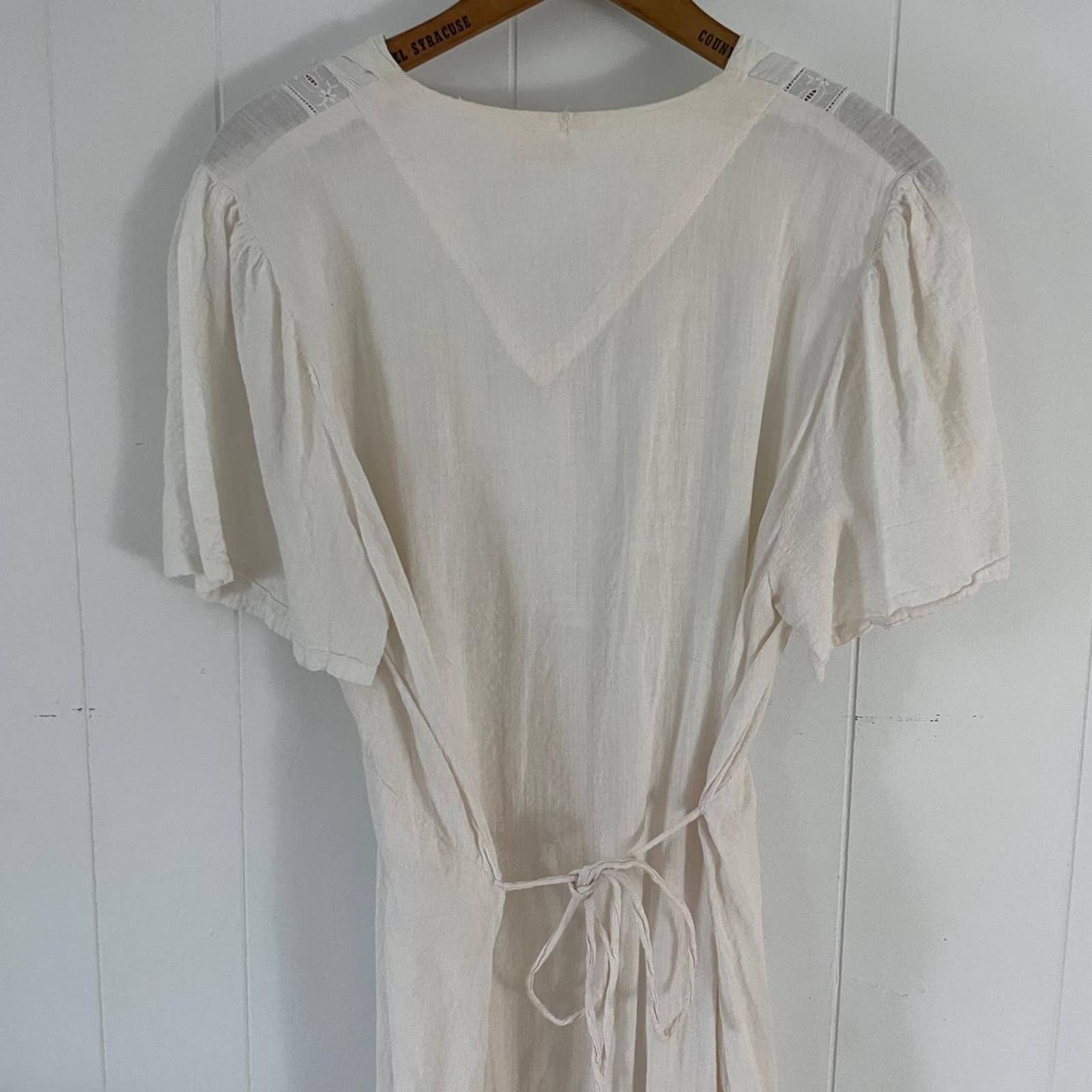 40s 50s Light and Gauzy Semi Sheer Cotton House Dress by Tailored By Katz - Image 4
