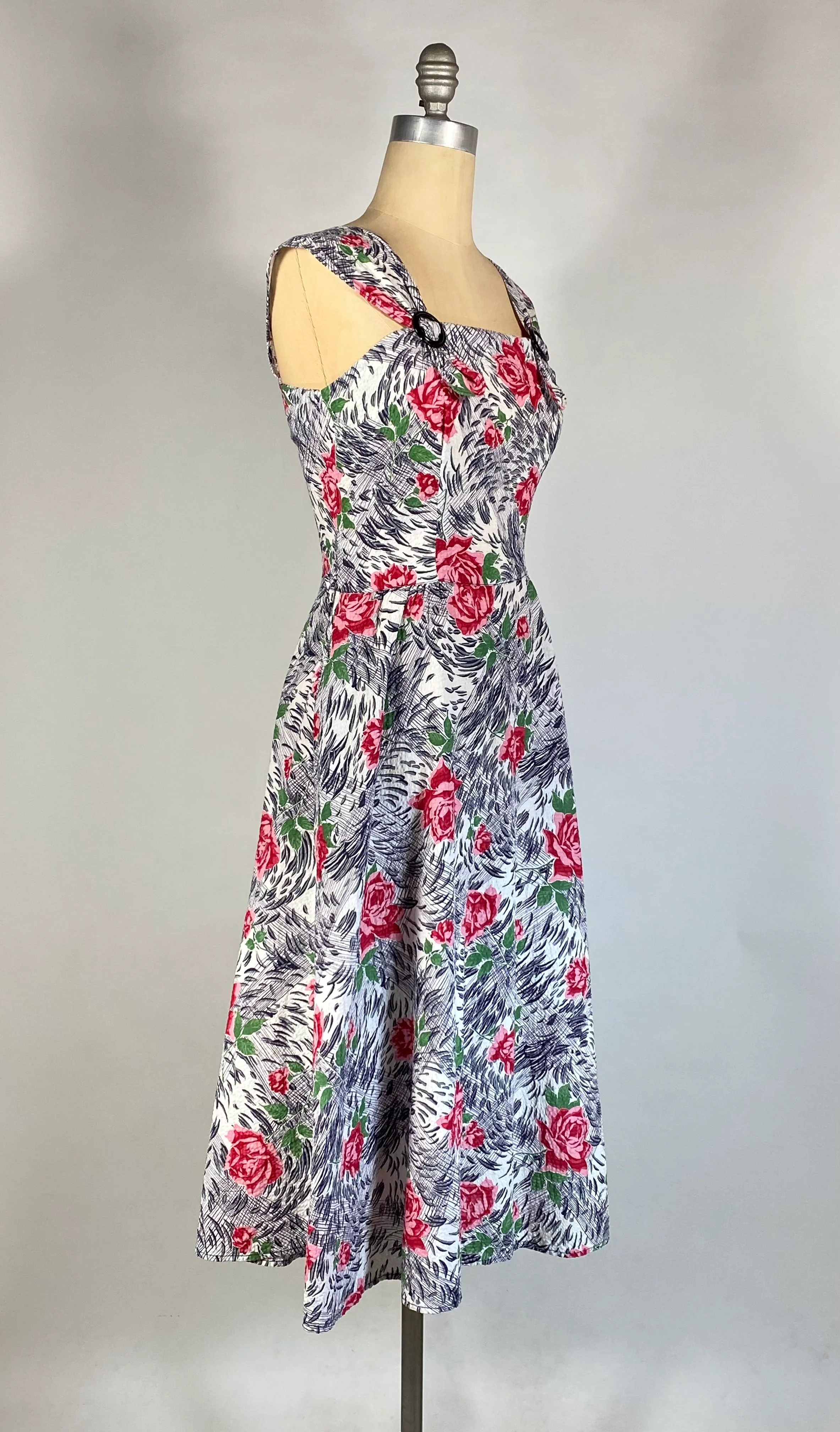 40s/50s Lightweight Textured Cotton Rose Print Sun Dress - Image 8