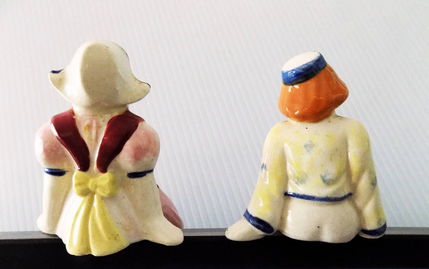 40s 50s Made In Occupied Japan Ceramic Shelf Sitting Dutch Boy and Girl - Image 2