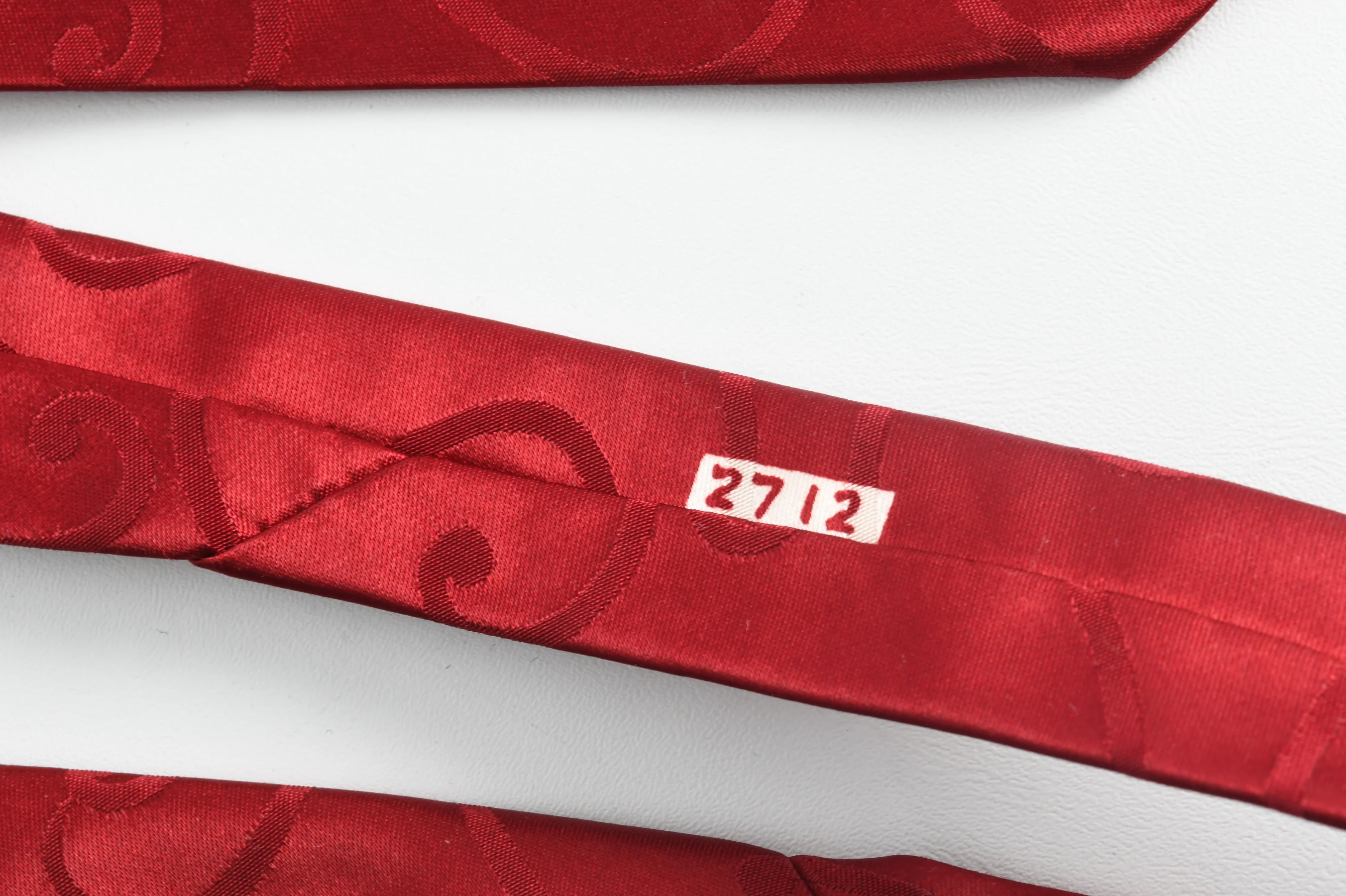 40s/50s Maroon Red Blue Abstract Swirl Wide Swing Necktie By Cutter Cravat Artist Original - Image 9