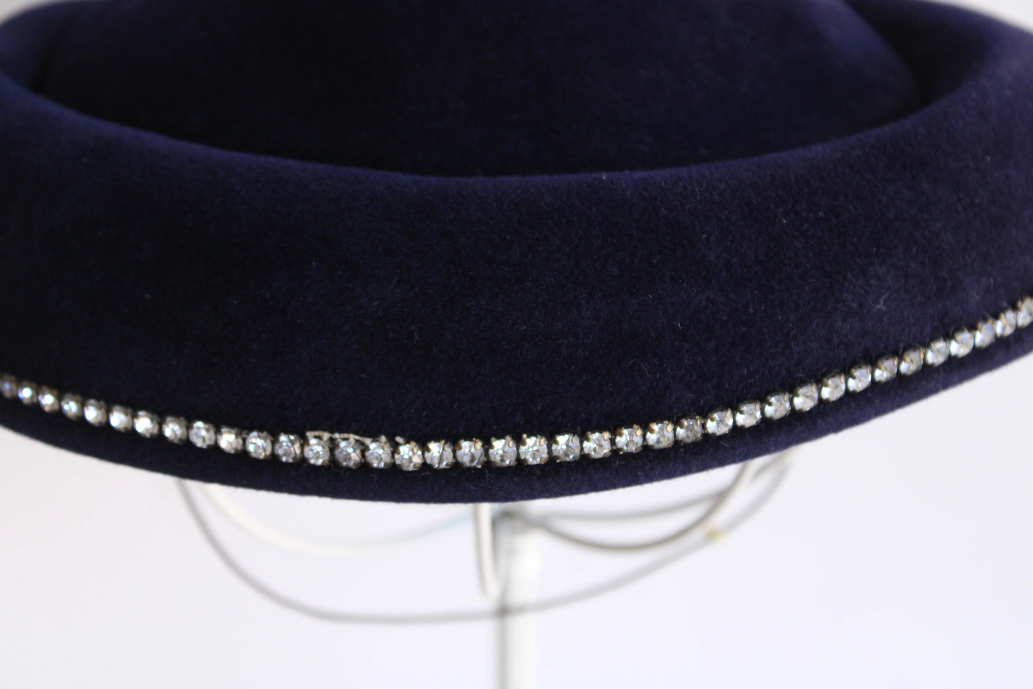 40s/50s Navy Blue Hat With Rhinestone Trim By Merrimac - Image 4