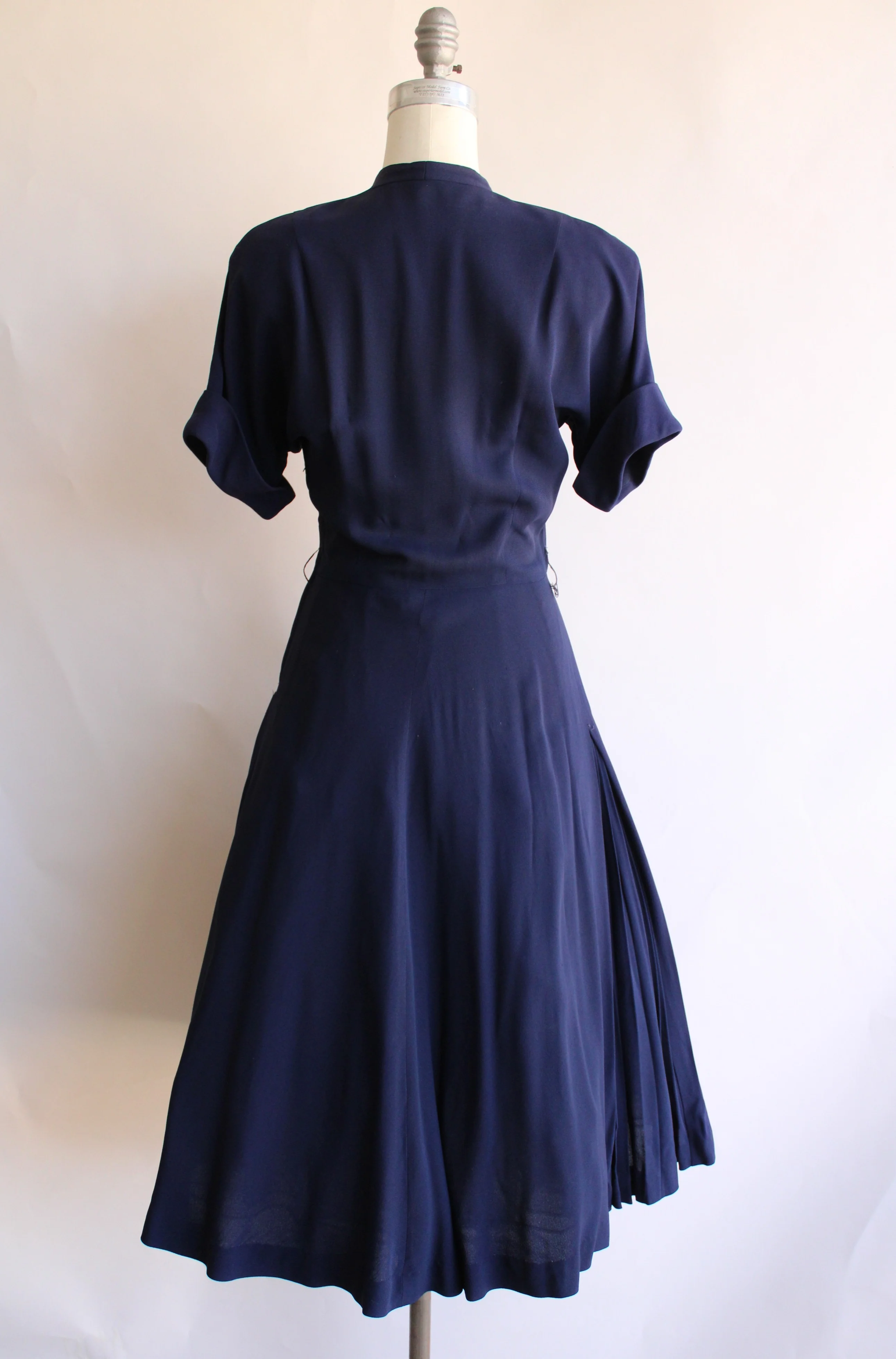 40s/50s Navy Blue Rayon Dress With Pleated Skirt - Image 8