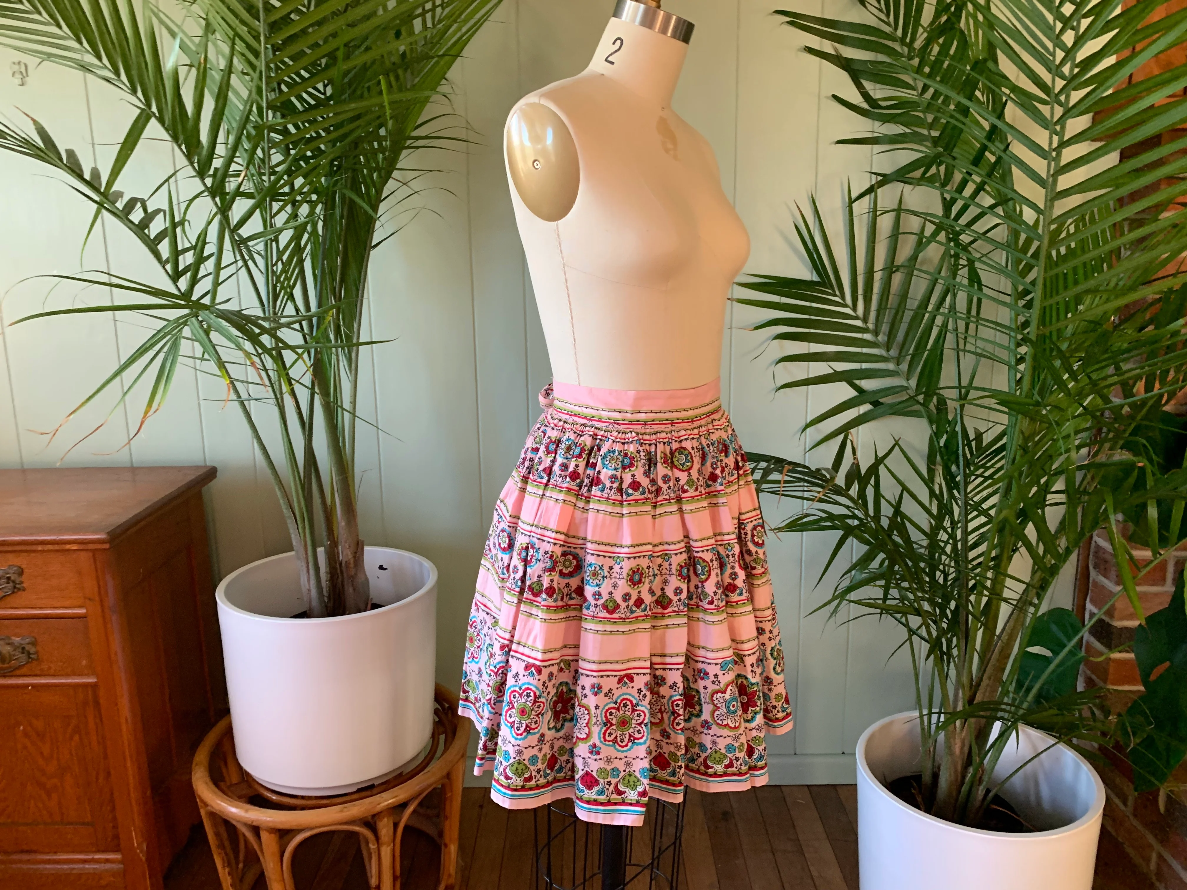 40s/50s Pink Floral Full Apron - Image 9