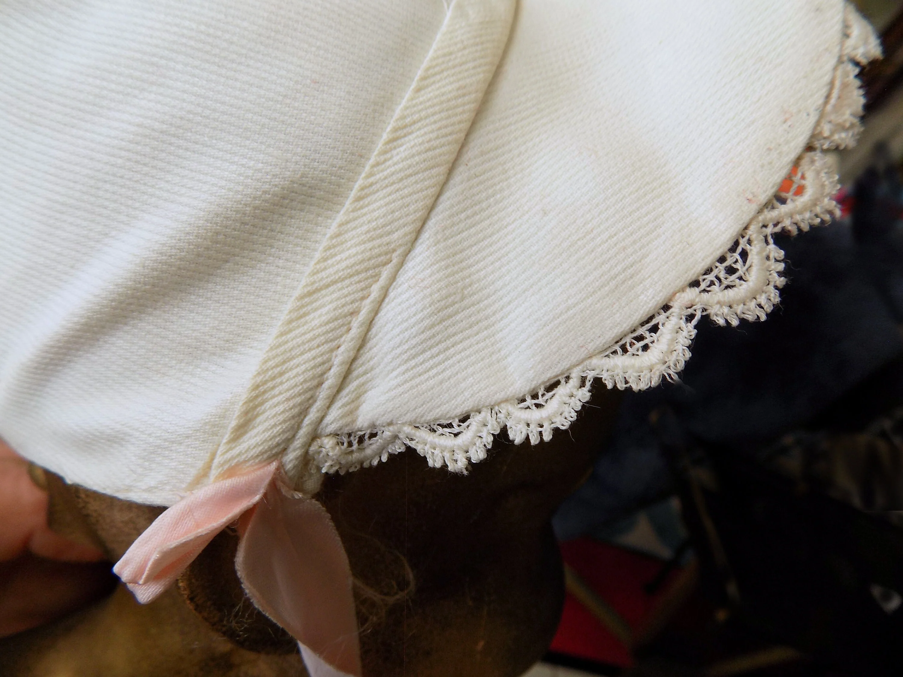 40s-50s Rare White Cotton Baby Bonnet with Pink Satin Tie Pearl Buttons and Pink Rose Doll Bear Baby - Image 6