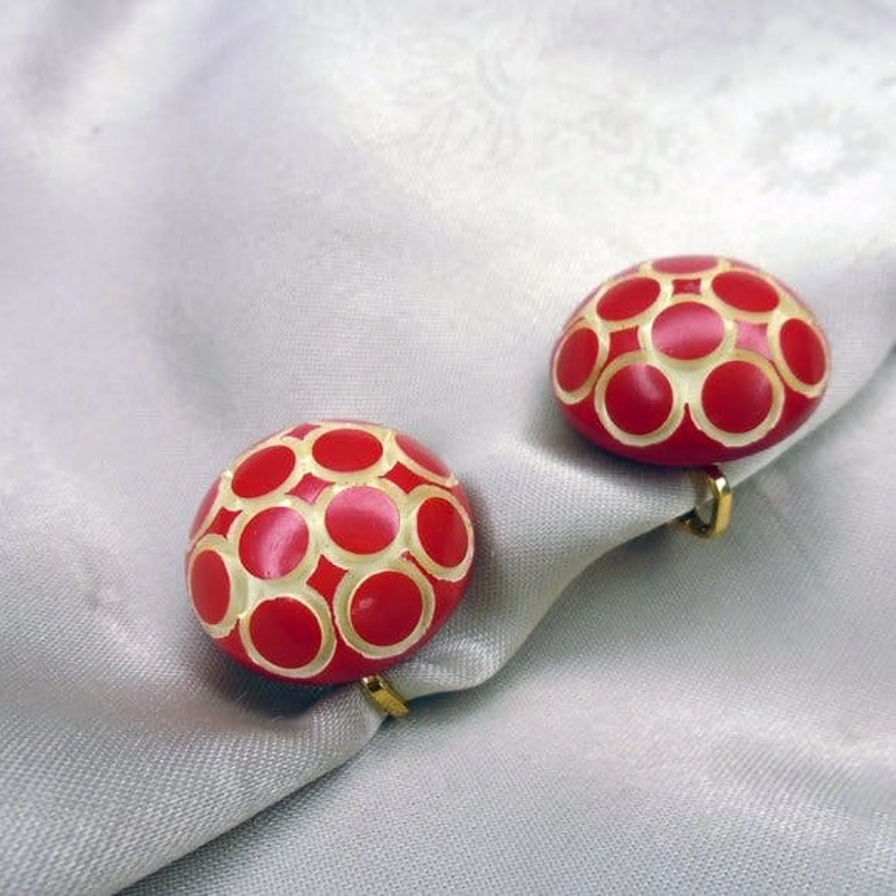 40s/50s Red White Vegetable Ivory Clip Earrings Restored - Image 5