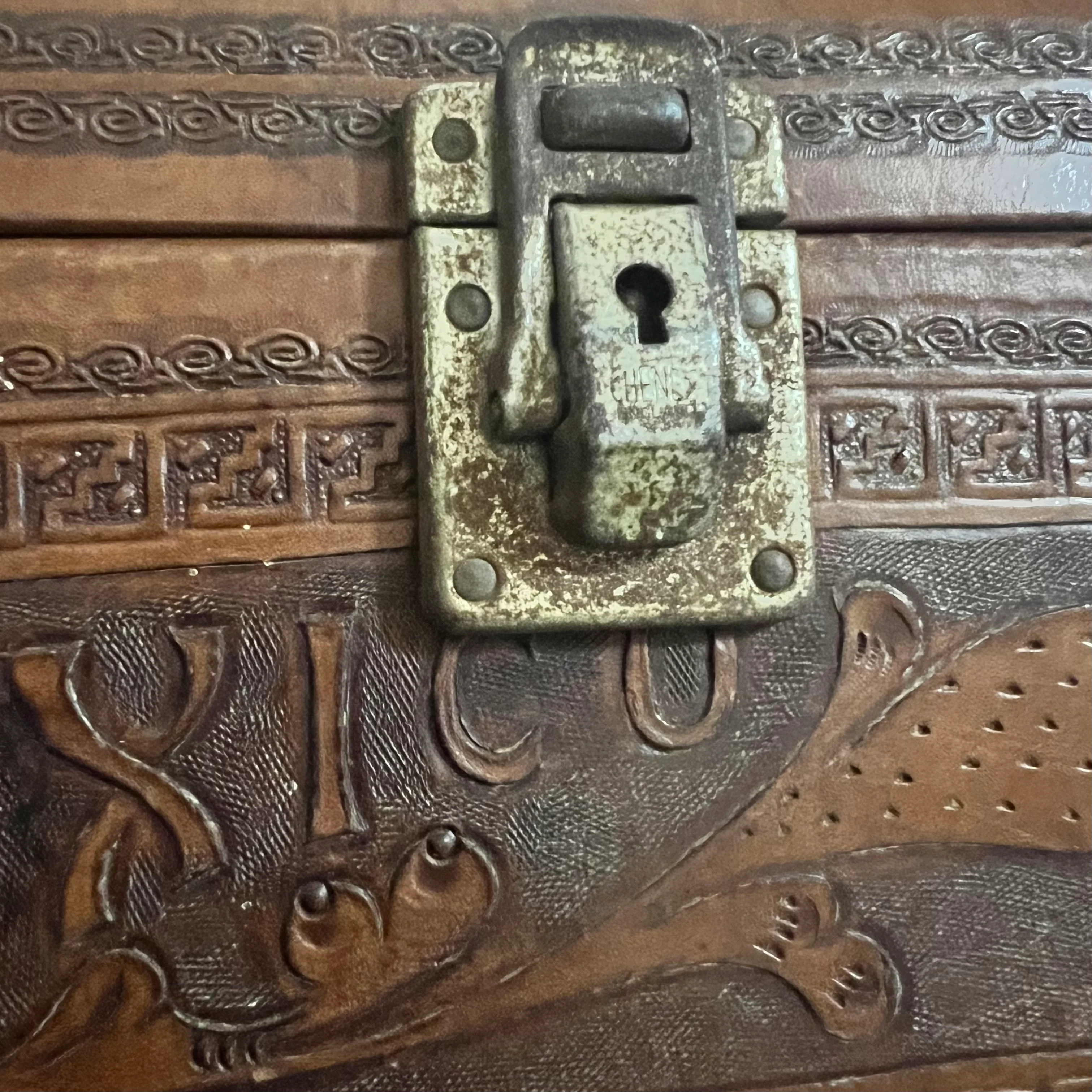 40s/50s Tooled Leather Train Case Handmade, Tooled Leather - Image 9