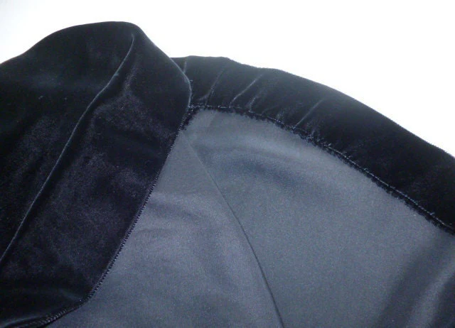 40s- 50s Velvet Black Circle Skirt and Matching Velvet Bolero Jacket by Lilly Diamond Of California - Image 3