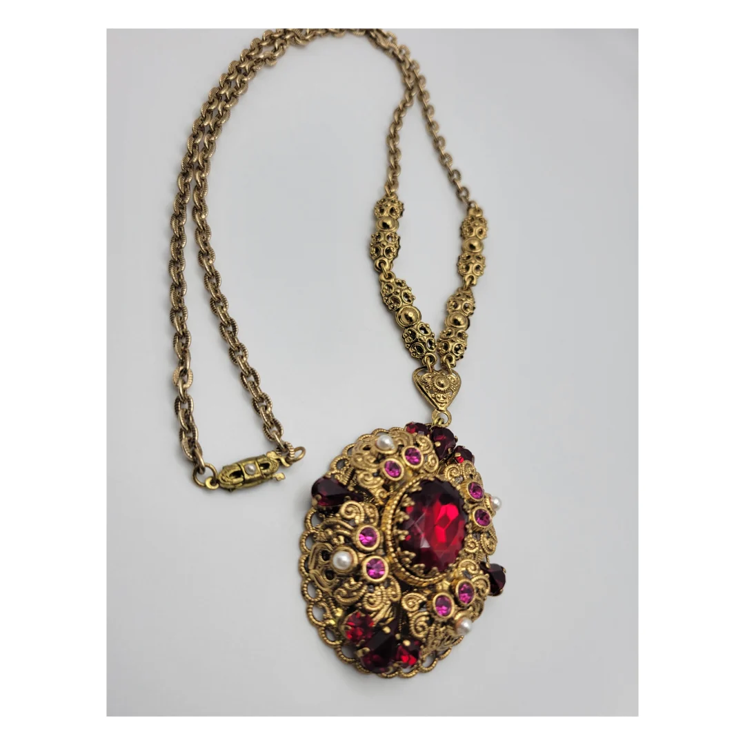 40s/50s West Germany Gold Filigree Rhinestone Necklace - Image 4