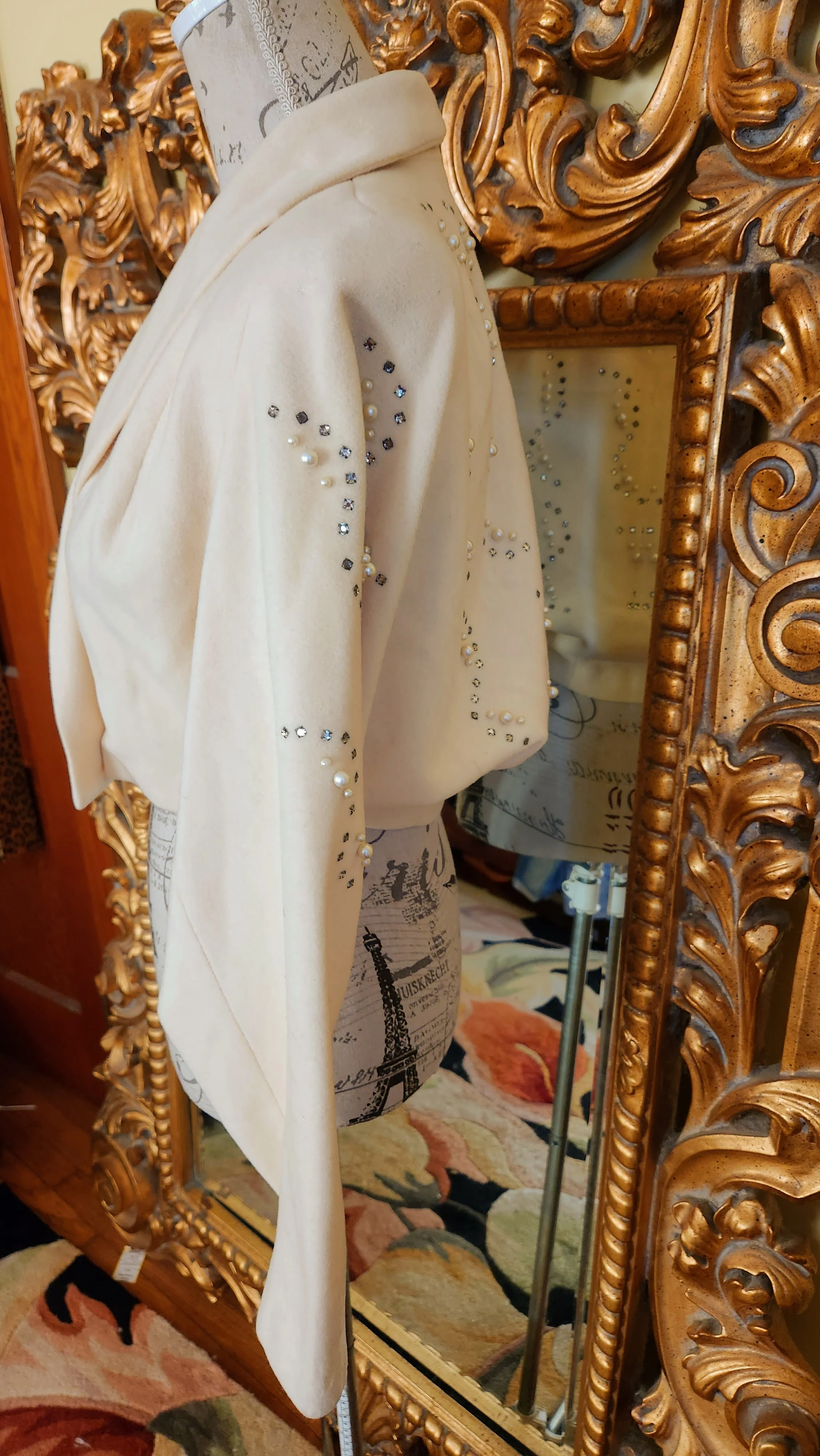 40s/50s White Wool Pearl Rhinestone Dolman Sleeve Jacket - Image 5