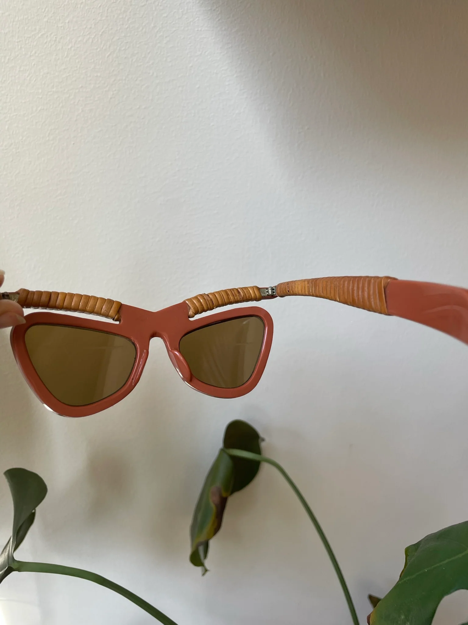 40s/50s Wicker Wrapped Novelty Sunglasses - Image 6