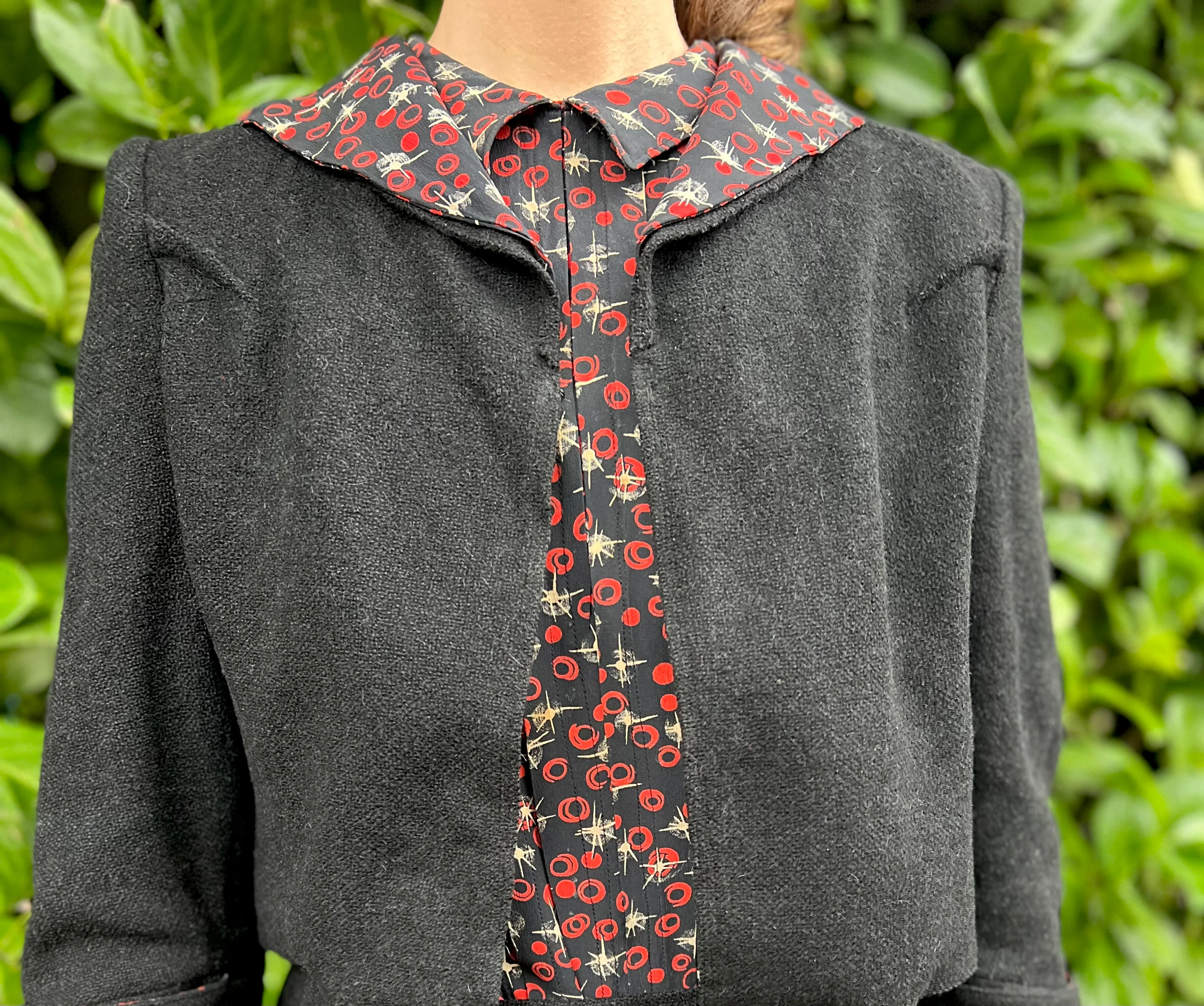 40s/50s Wool 3-piece Skirt Suit With Atomic Novelty Print - Image 3