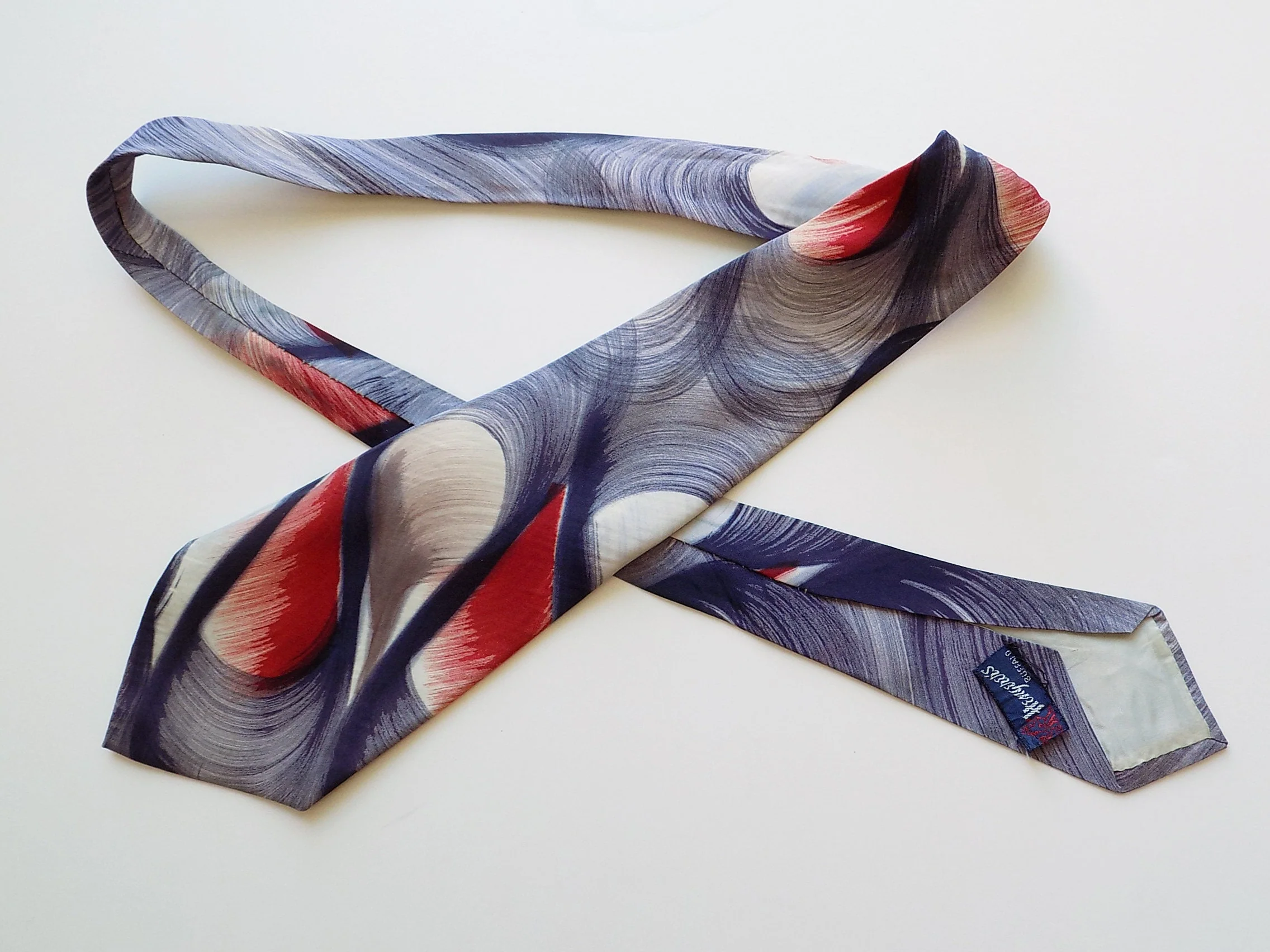 40s Art Deco Red White, Blue, Purple, Gray Hand Painted Wide Necktie Wide Rayon Hengerer's Department Store by Hengerer's Department Store - Image 5