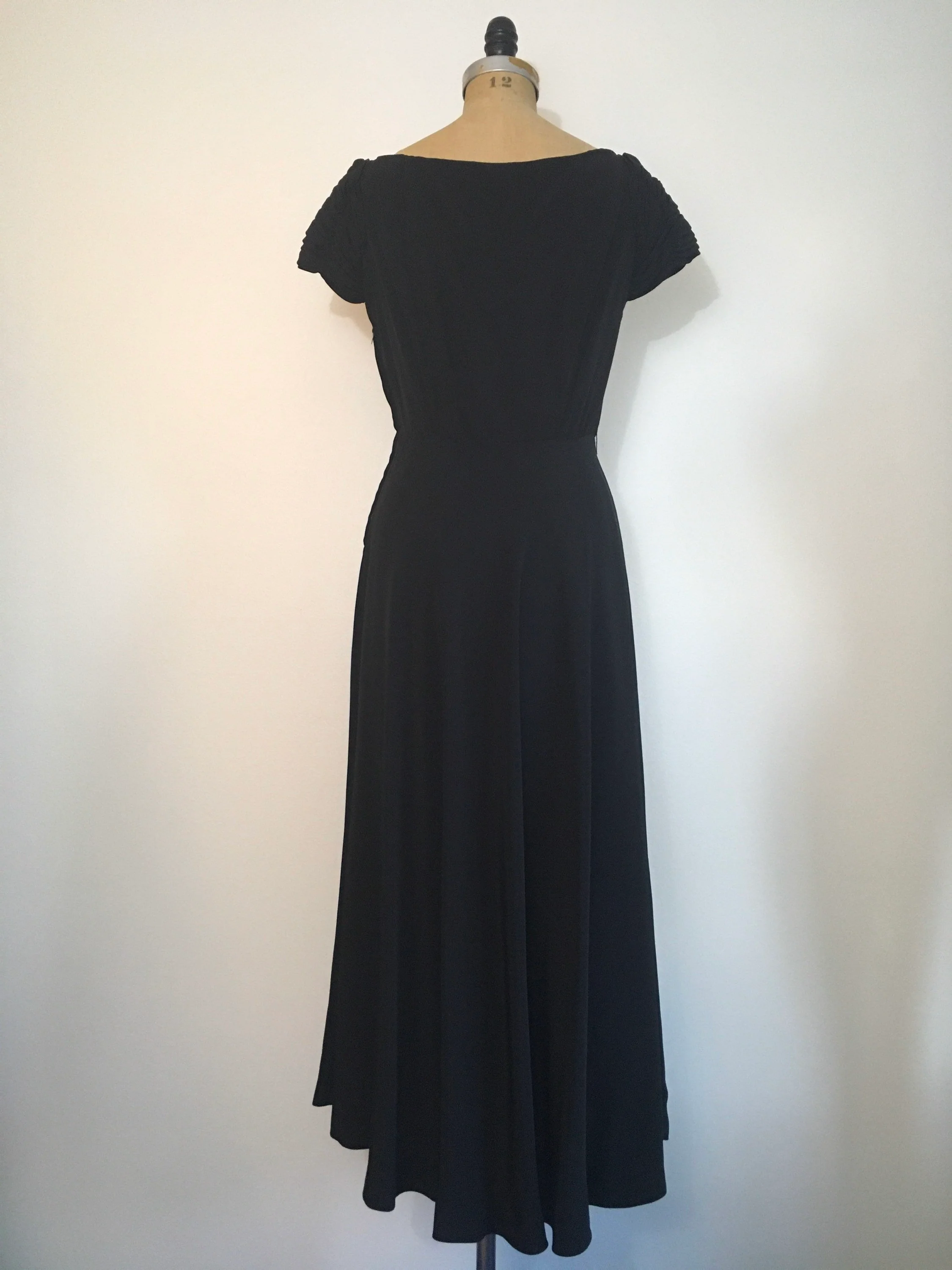 40's Black Scallop Neckline Party Dress by Capri Originals - Image 2