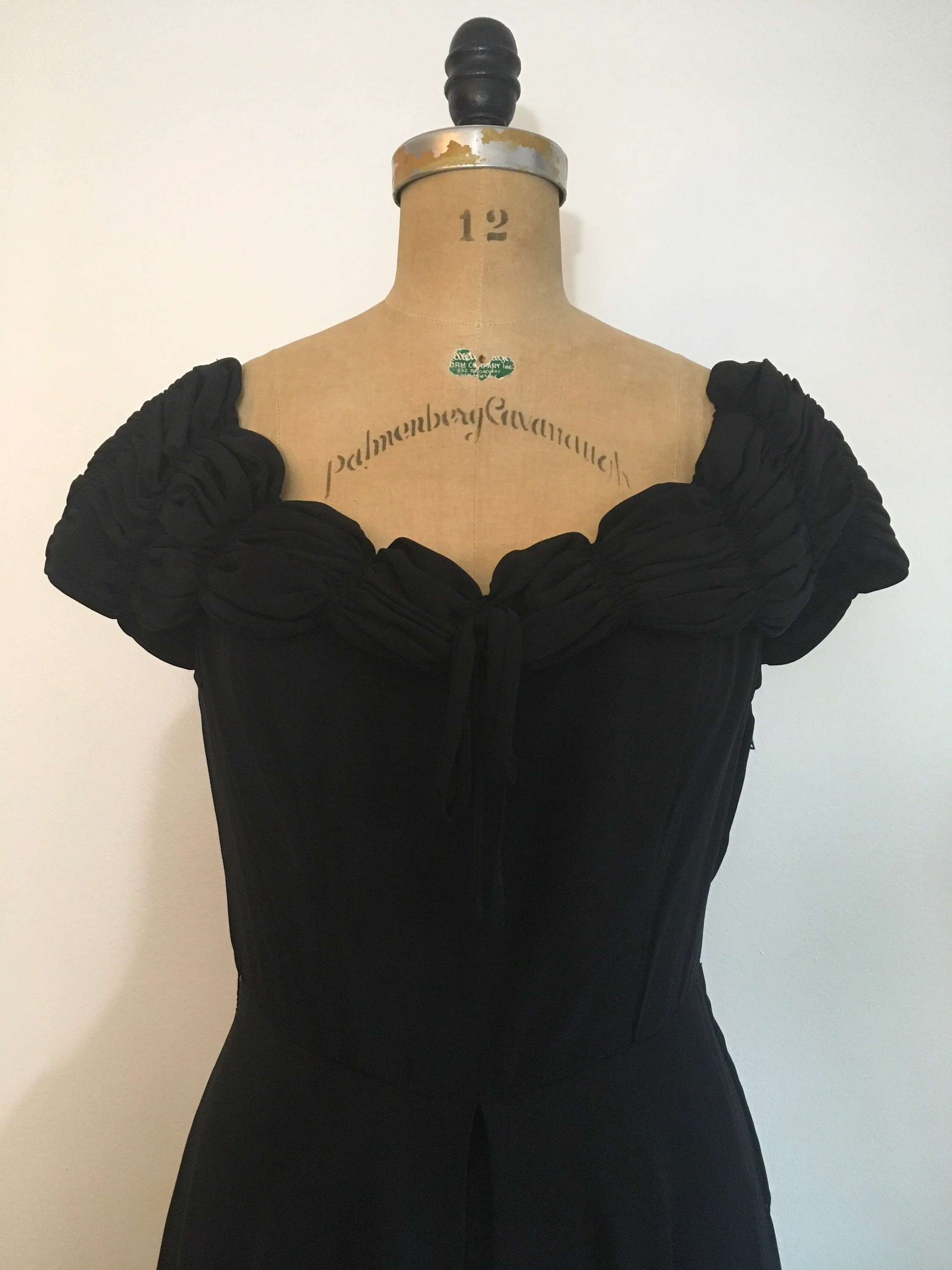 40's Black Scallop Neckline Party Dress by Capri Originals - Image 4