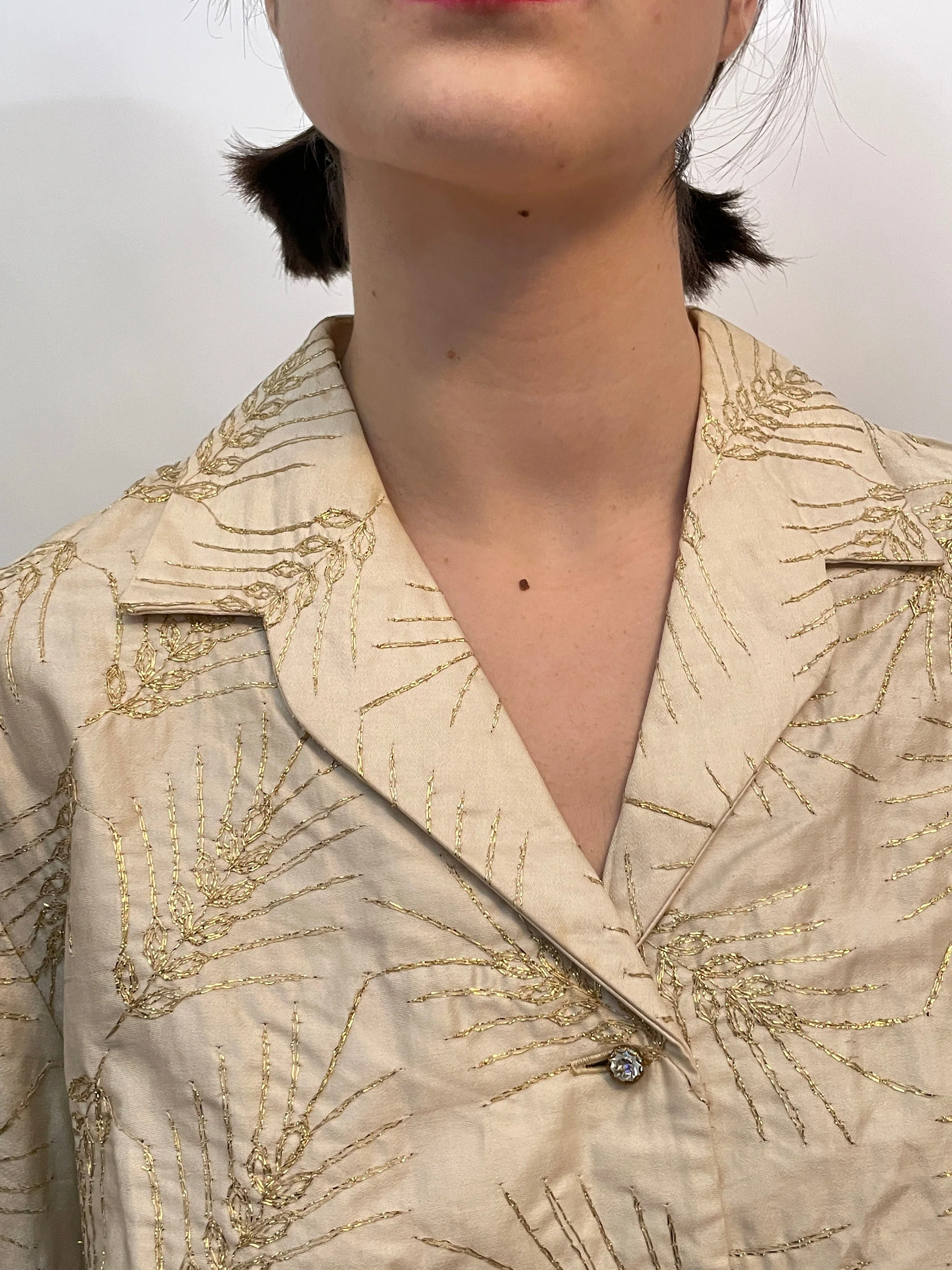 40s Blouse Rare Saréze of Miami Originals Cream with Gold Threads of Wheat Motif Blouse - Image 2