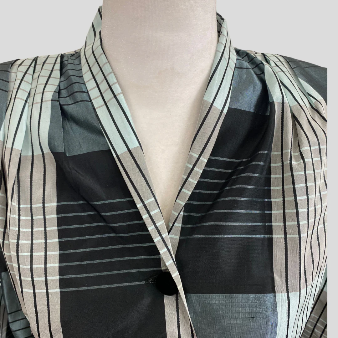40s Blue Gray Black Plaid Wild Peplum Hostess Jacket By Ruth-Ann of Dallas - Image 6