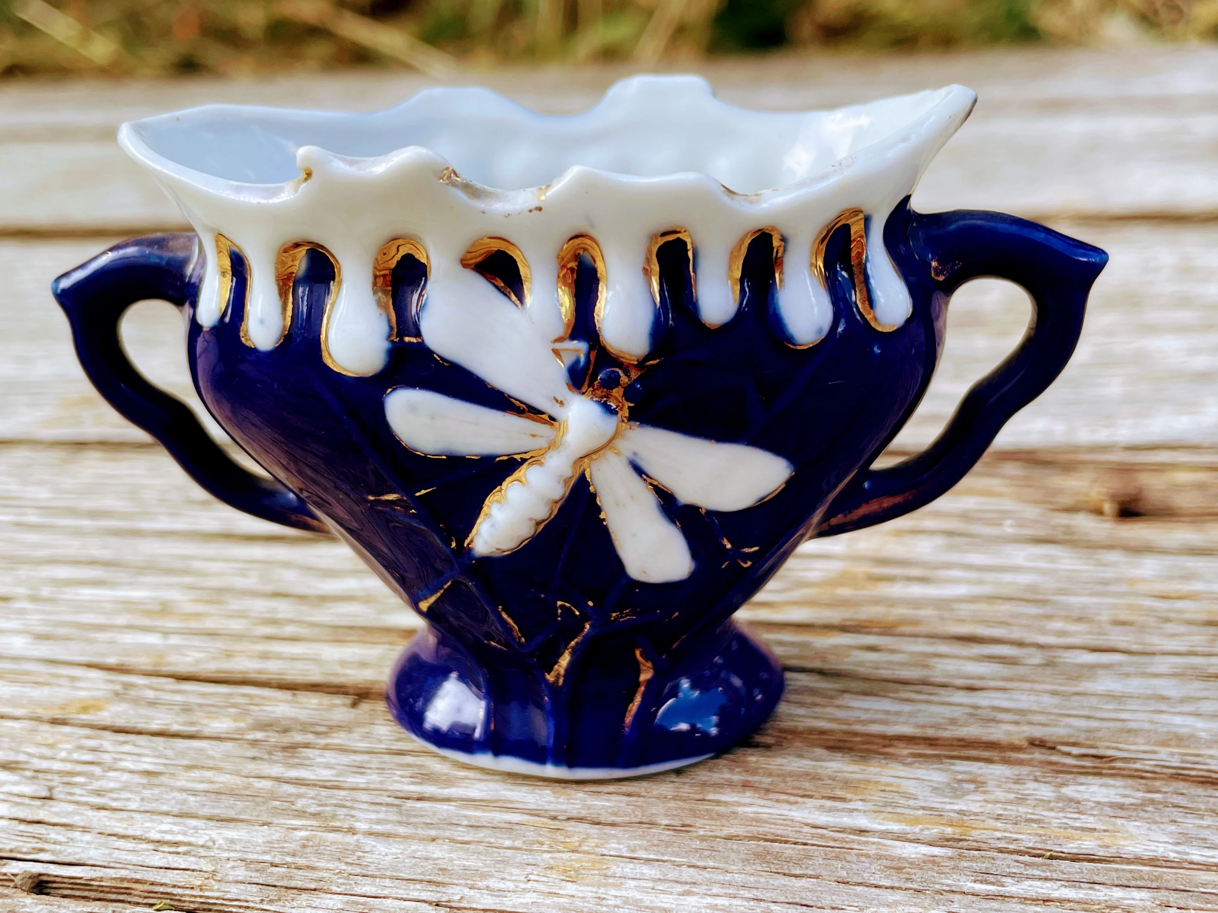40s Blue White Porcelain Miniature Urn Vase Dragonfly - Image 6