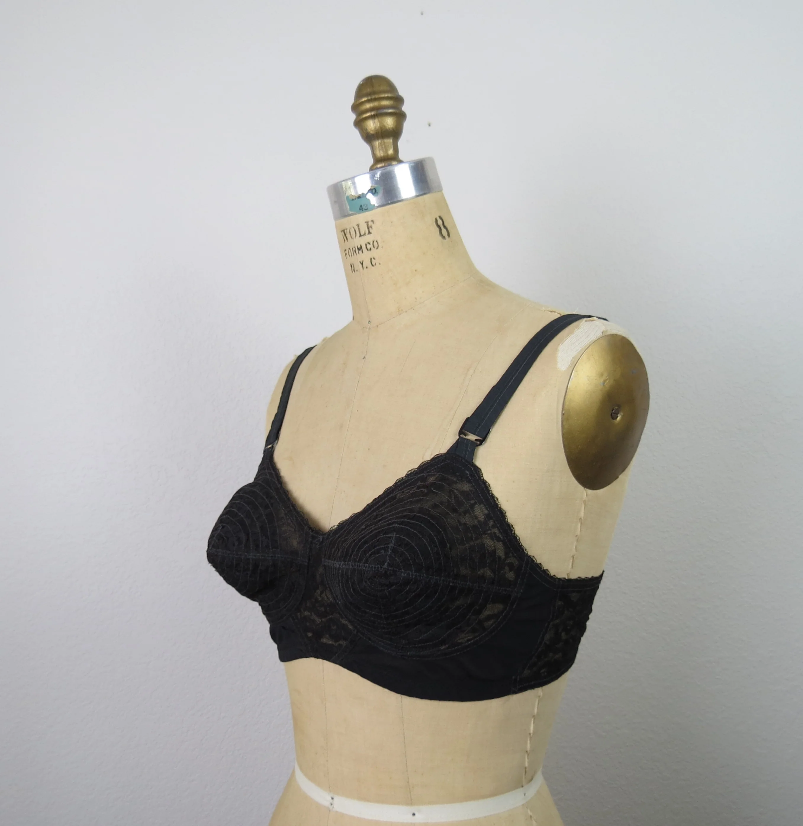 40s Bullet Bra 50s Conical Black Lace Lingerie By Formfit Life - Image 3