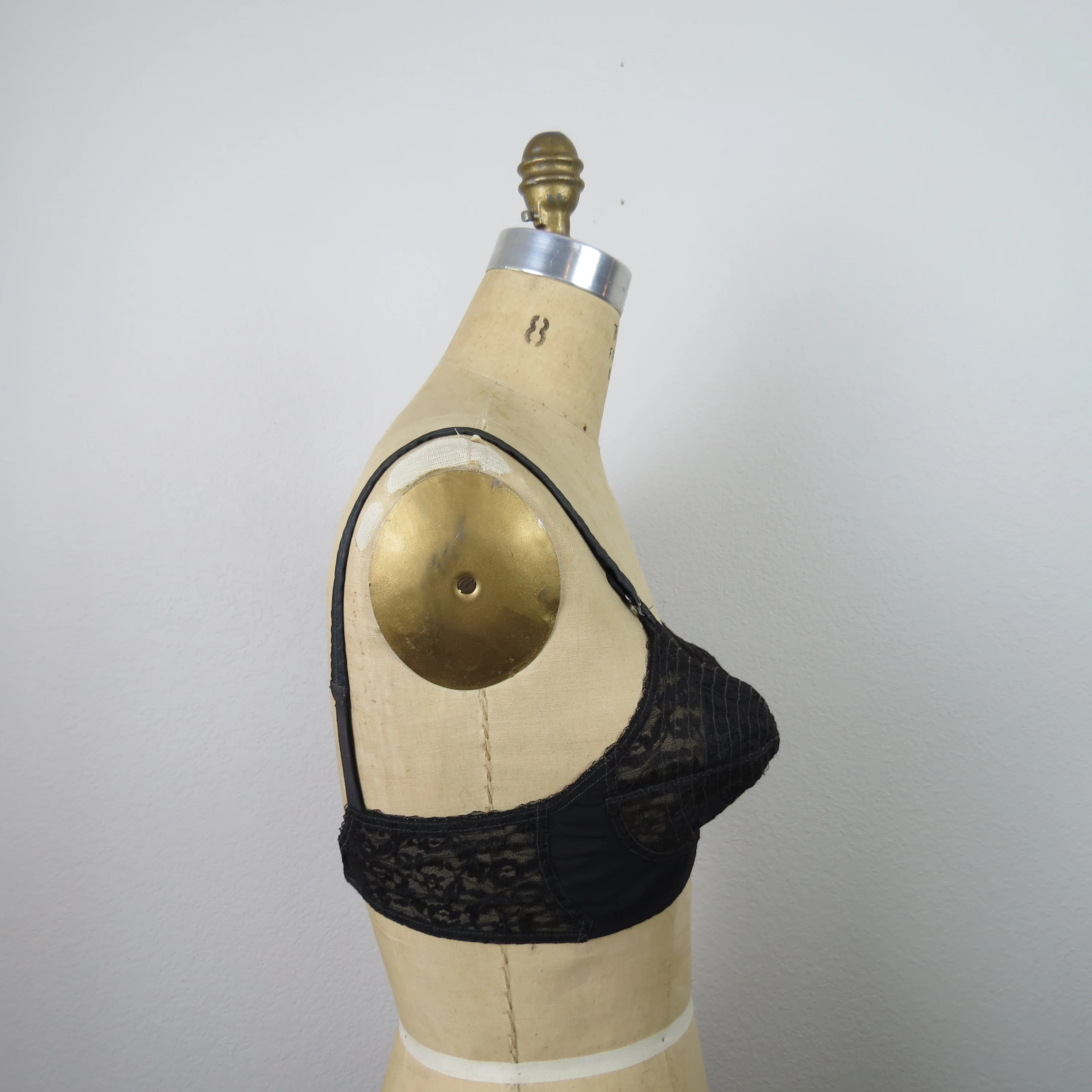 40s Bullet Bra 50s Conical Black Lace Lingerie By Formfit Life - Image 4