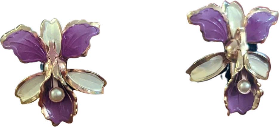 40s Calla Lily Flower Earrings with Pearl Screwback