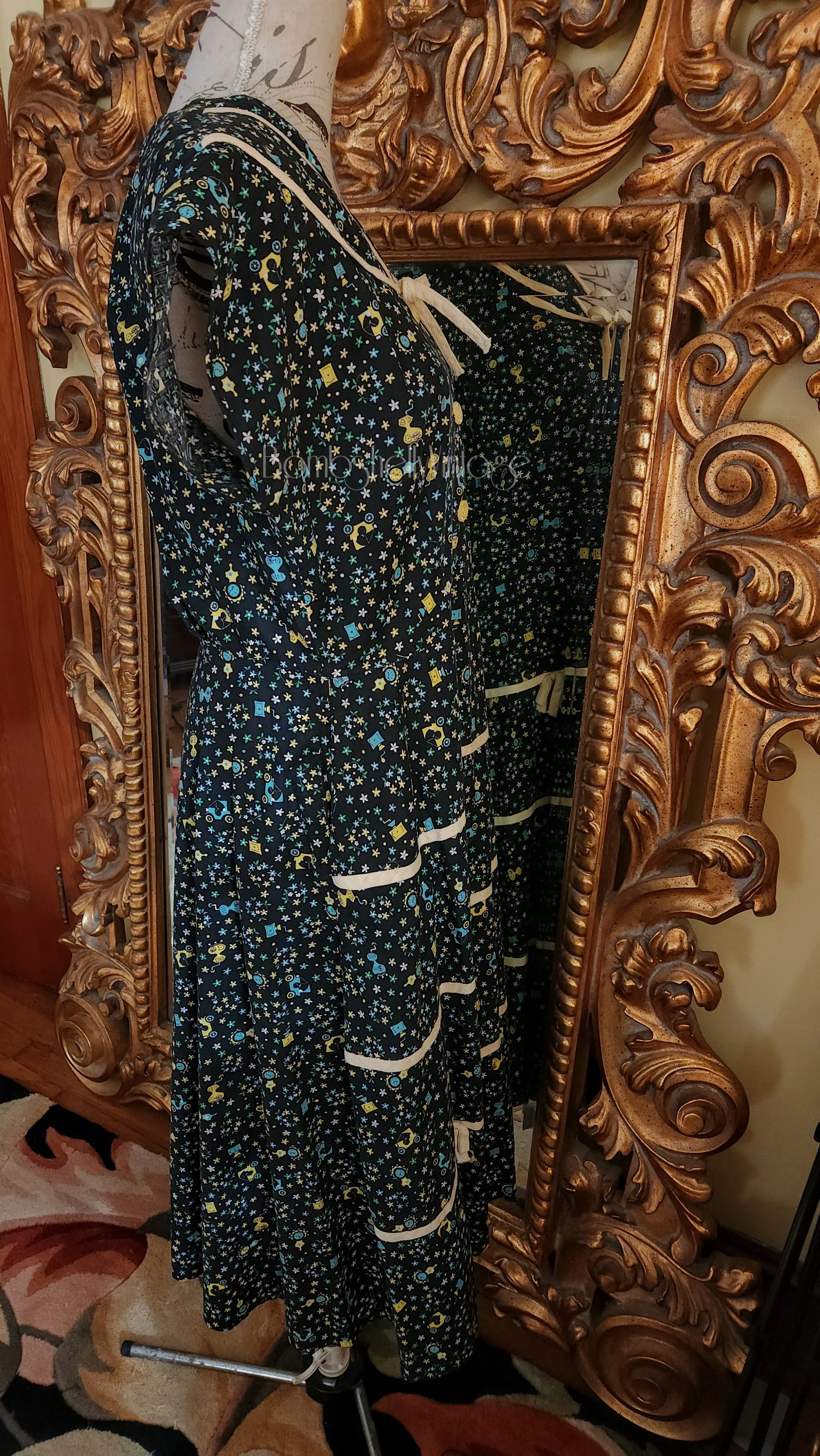 40s Cotton Novelty Print Dress With Ruffled Skirt - Image 3