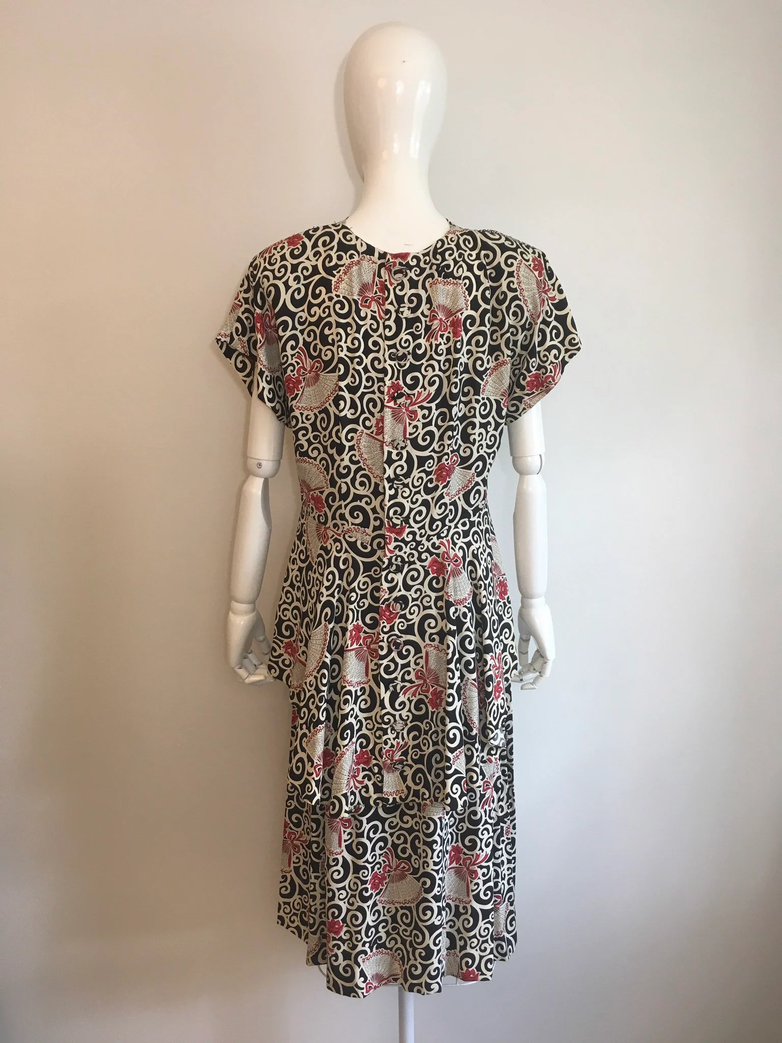 40's Fan Novelty Print Blouse and Skirt Set - Image 2